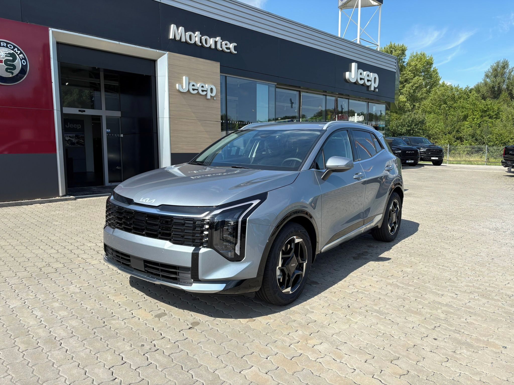 Kia Sportage, 1,6 T-GDi GPF 4x2 7DCT TOP (20 - fotka 3