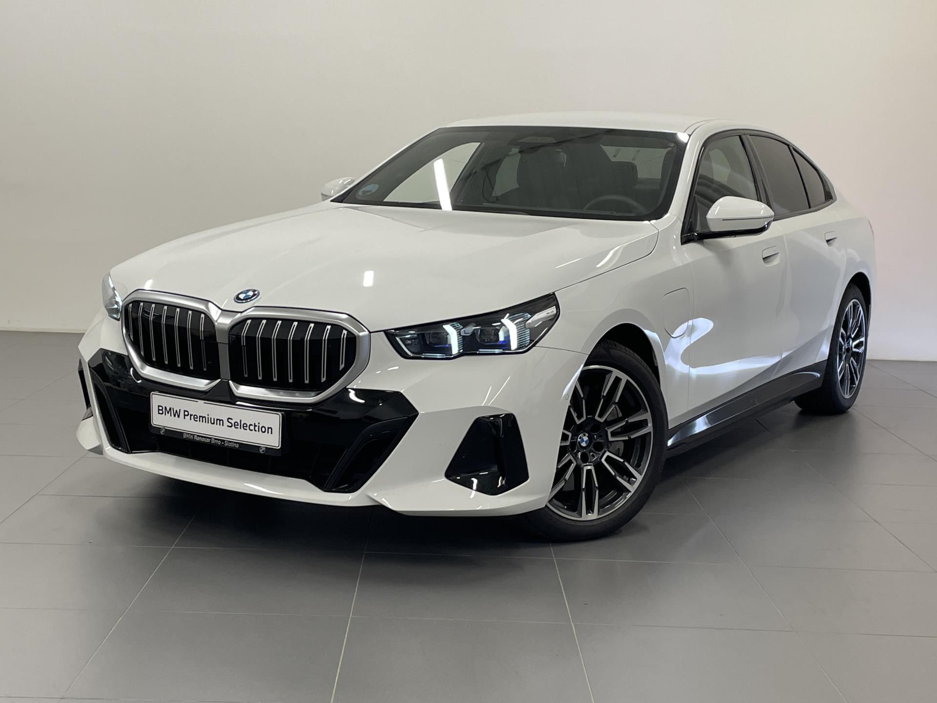 BMW Řada 5, 550e xDrive