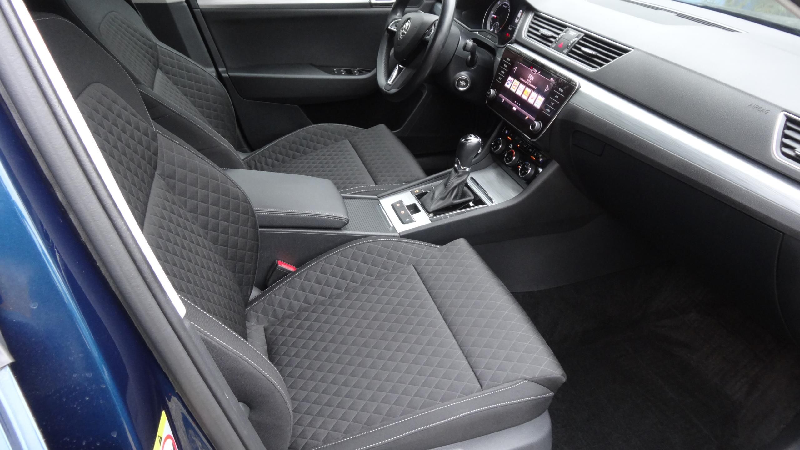 Škoda Superb, 2.0TDi DSG Taž.zař. CEBIA - fotka 5