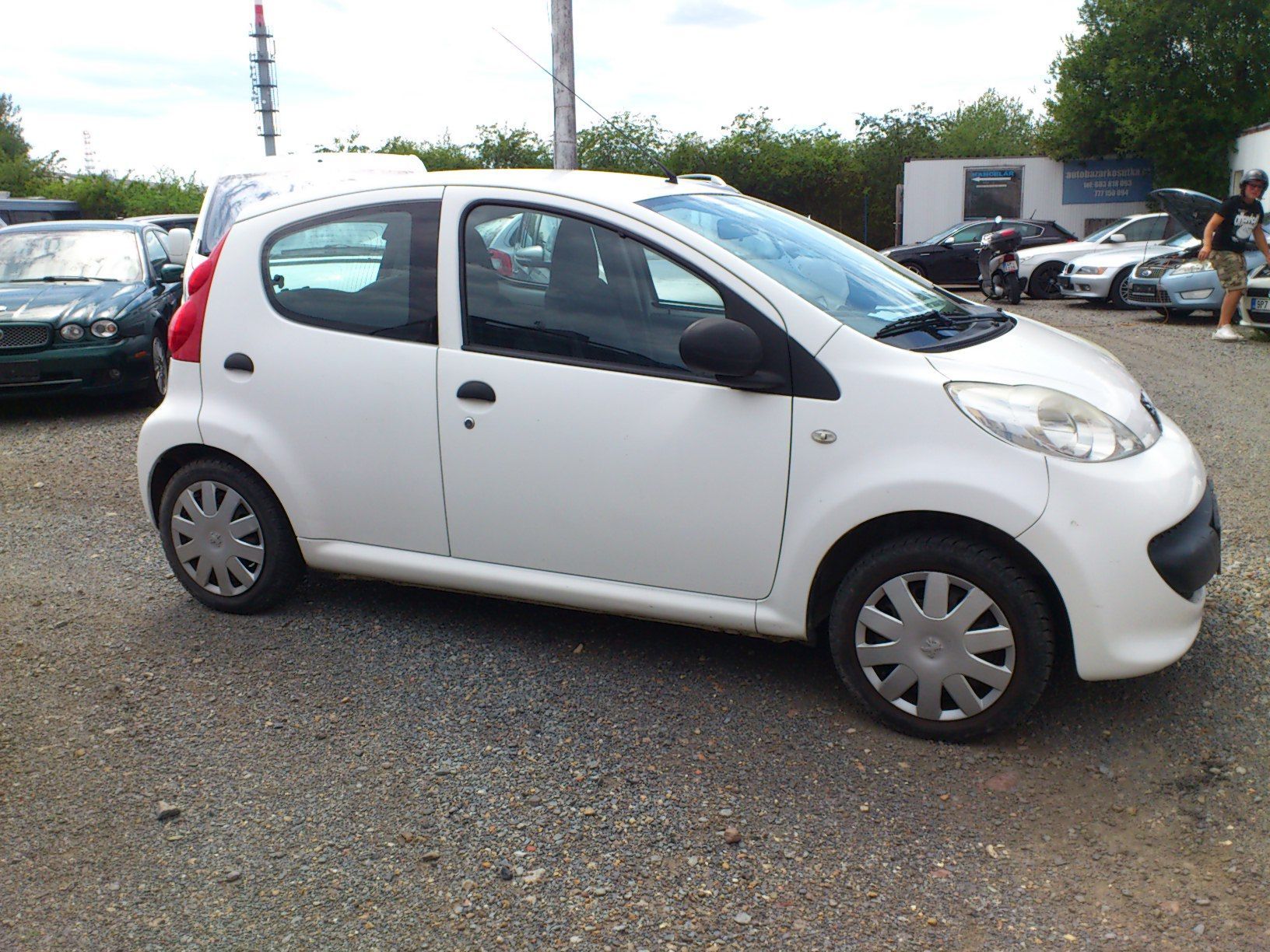 Peugeot 107, Junior 998 i - fotka 3