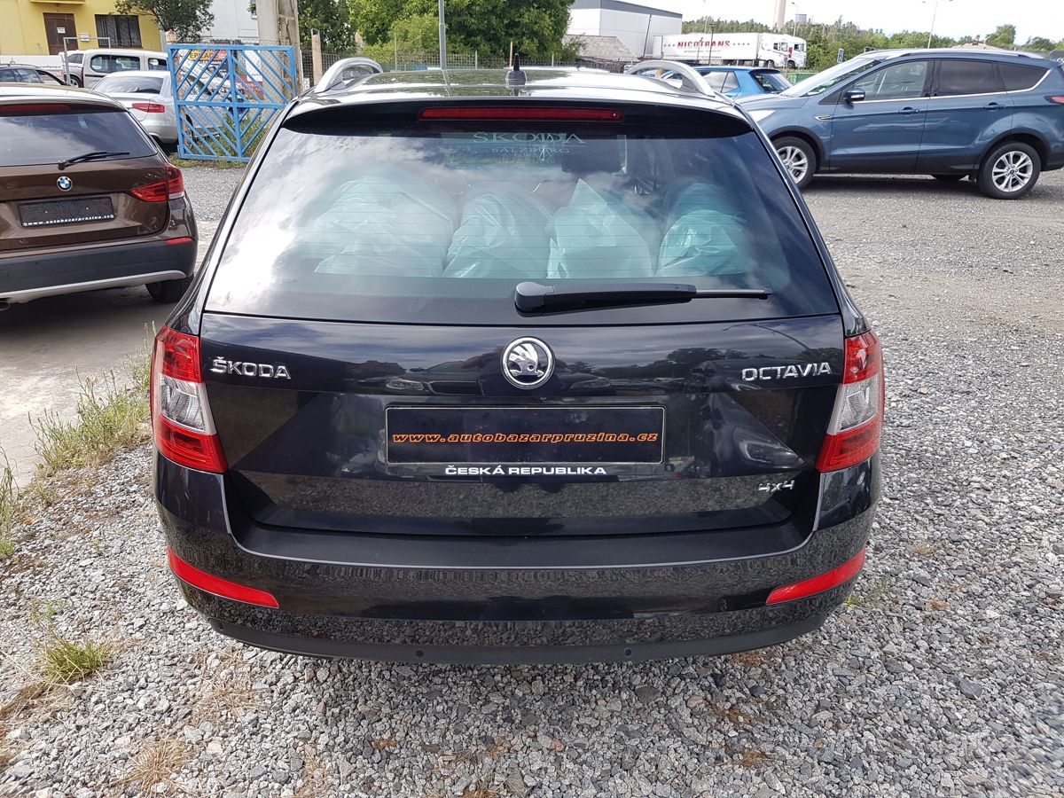 Škoda Octavia, 2.0TDi 110KW 4X4 NAVI EL. KUFR - fotka 5