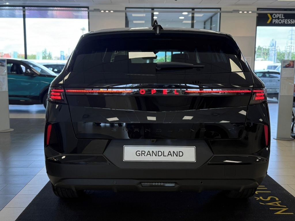 Opel Grandland, Ultimate Hybrid 107 kW!! - fotka 5