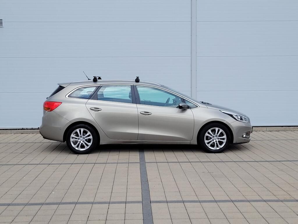 Kia Cee´d, 1.6 GDI 99 kW - fotka 4