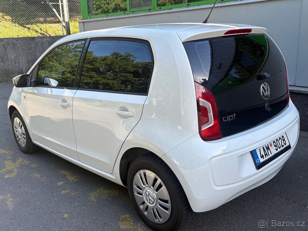 Volkswagen Up!, 1.0-44KW -ČR,KLIMA,VYHŘEV,5DVŘ
