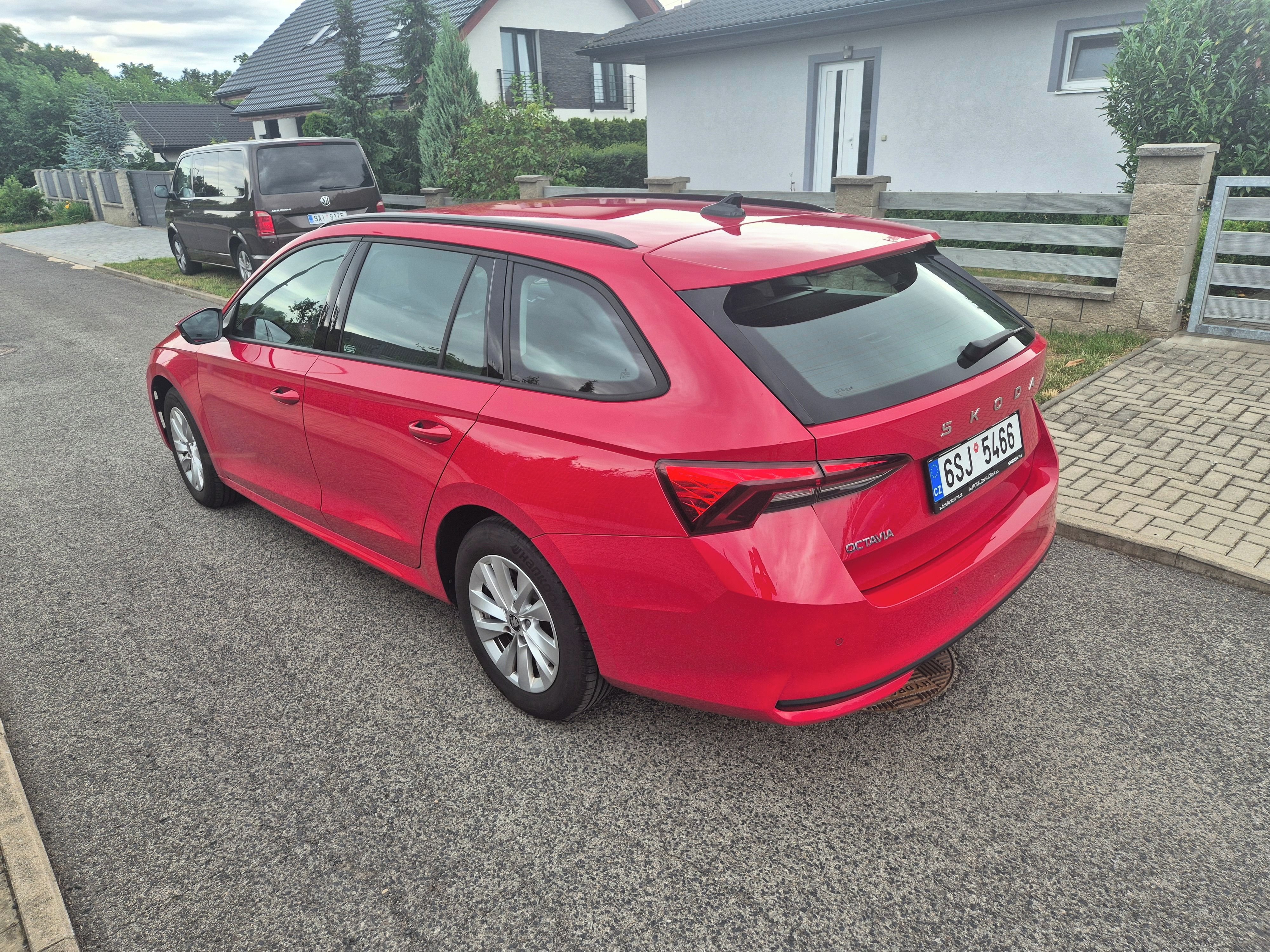Škoda Octavia, Octavia Combi Sel. 1,5 TSi - fotka 3