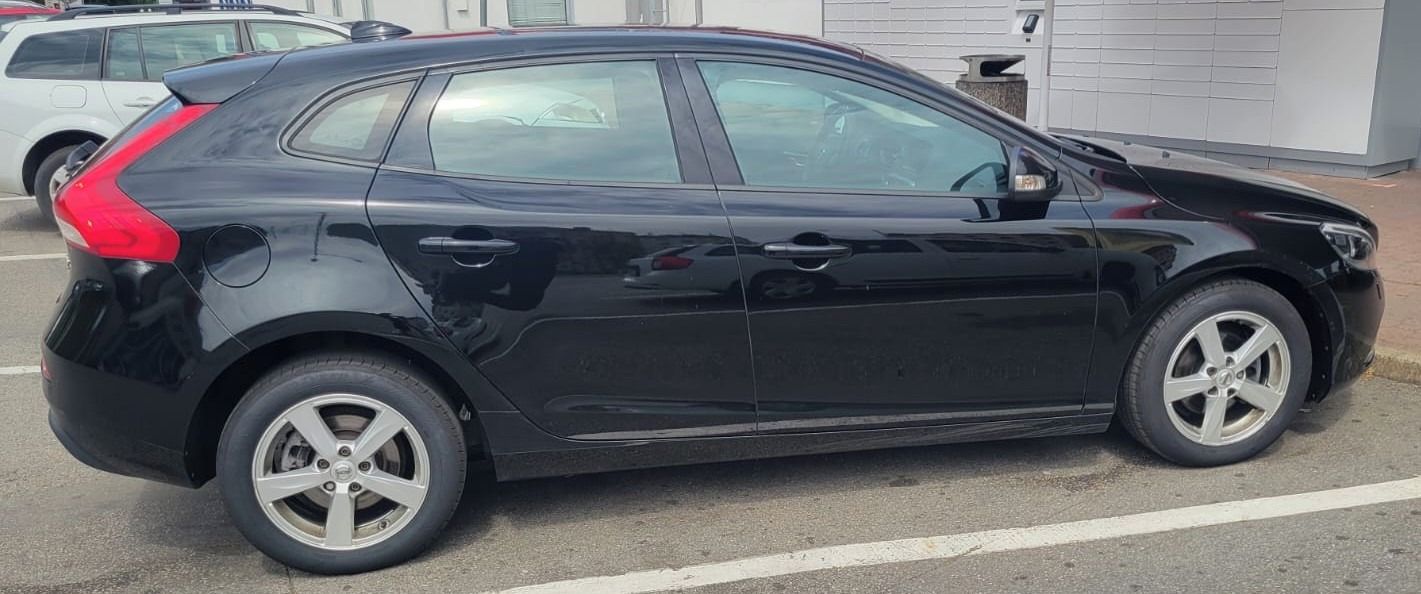 Volvo V40, V40 D2 Drive-E 2.0 Kinetic - fotka 6