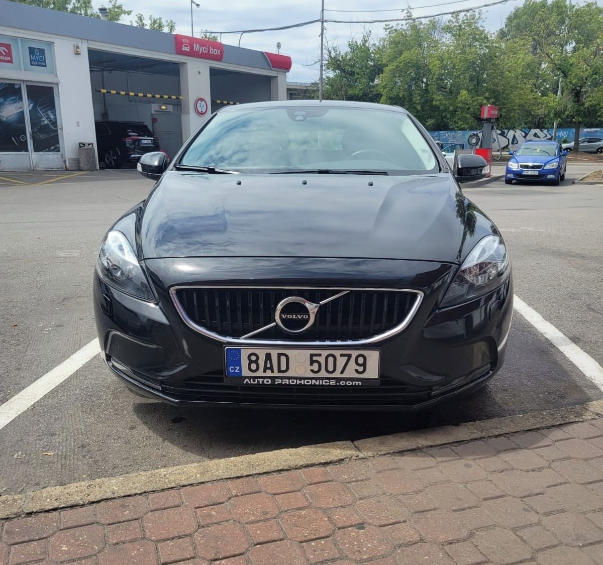 Volvo V40, V40 D2 Drive-E 2.0 Kinetic - fotka 2
