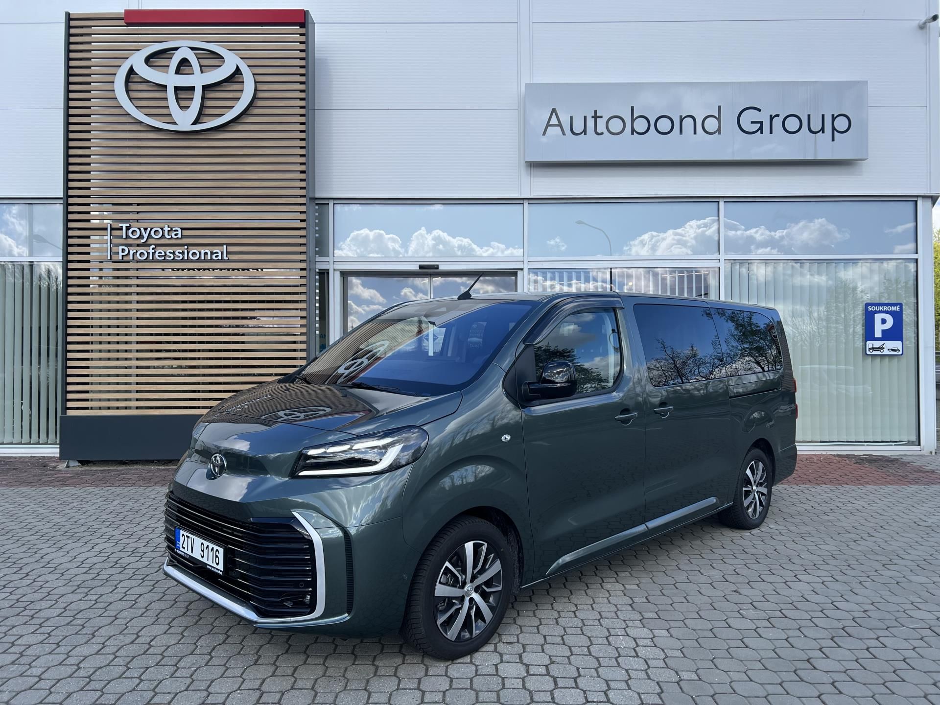 Toyota Proace Verso, 2.2D 8AT Family 8S L2 Webasto