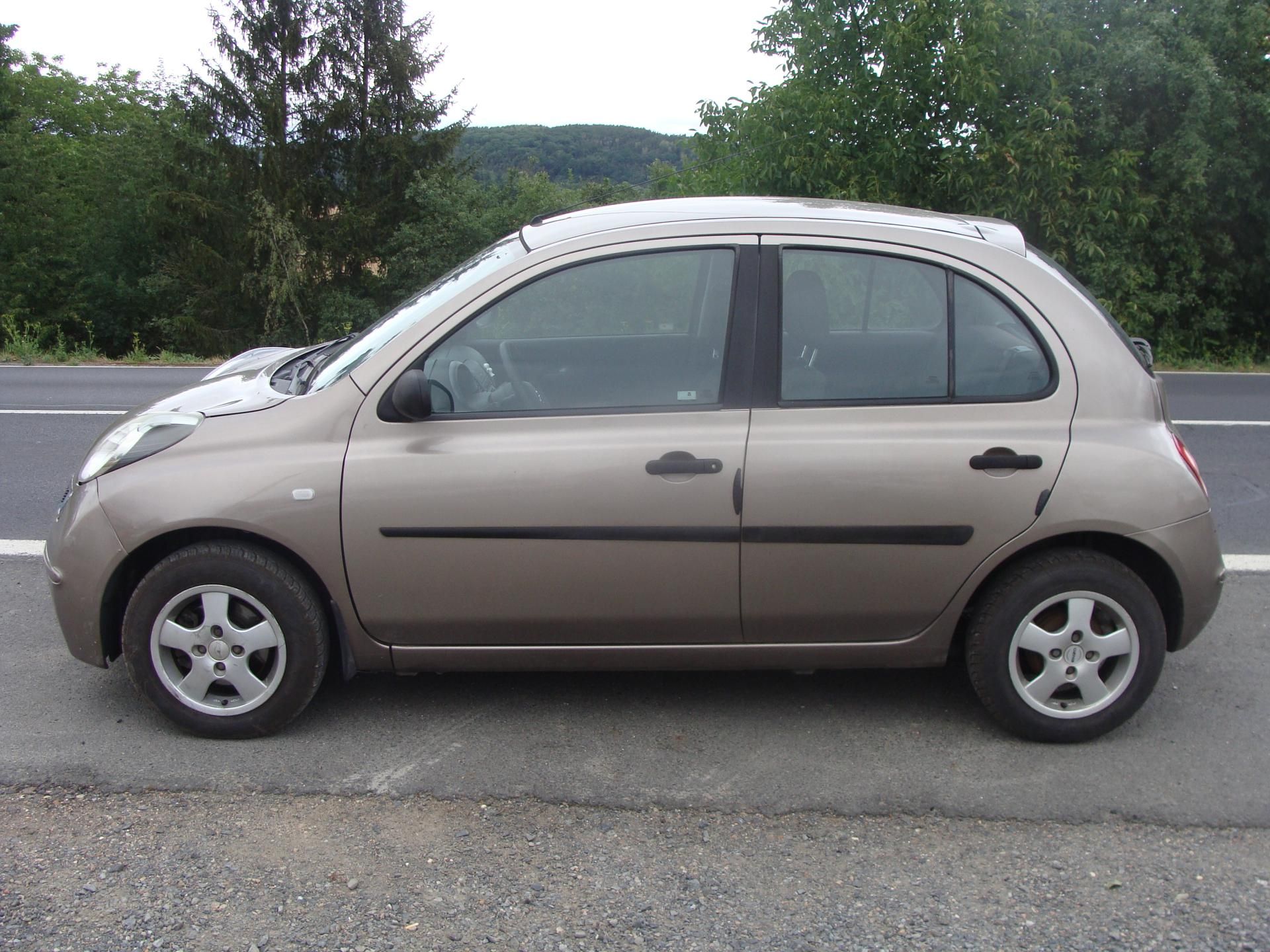 Nissan Micra, 1.2i, 48 kW, LPG, klimatizace - fotka 2