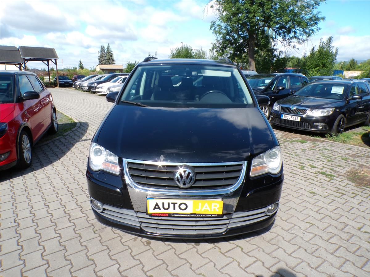 Volkswagen Touran, 1,4 TSI  DSG - fotka 3