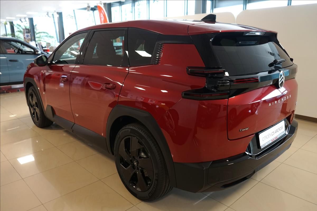 Citroën C5 Aircross, 1,2 Hybrid 145k Automatic PLUS - fotka 4