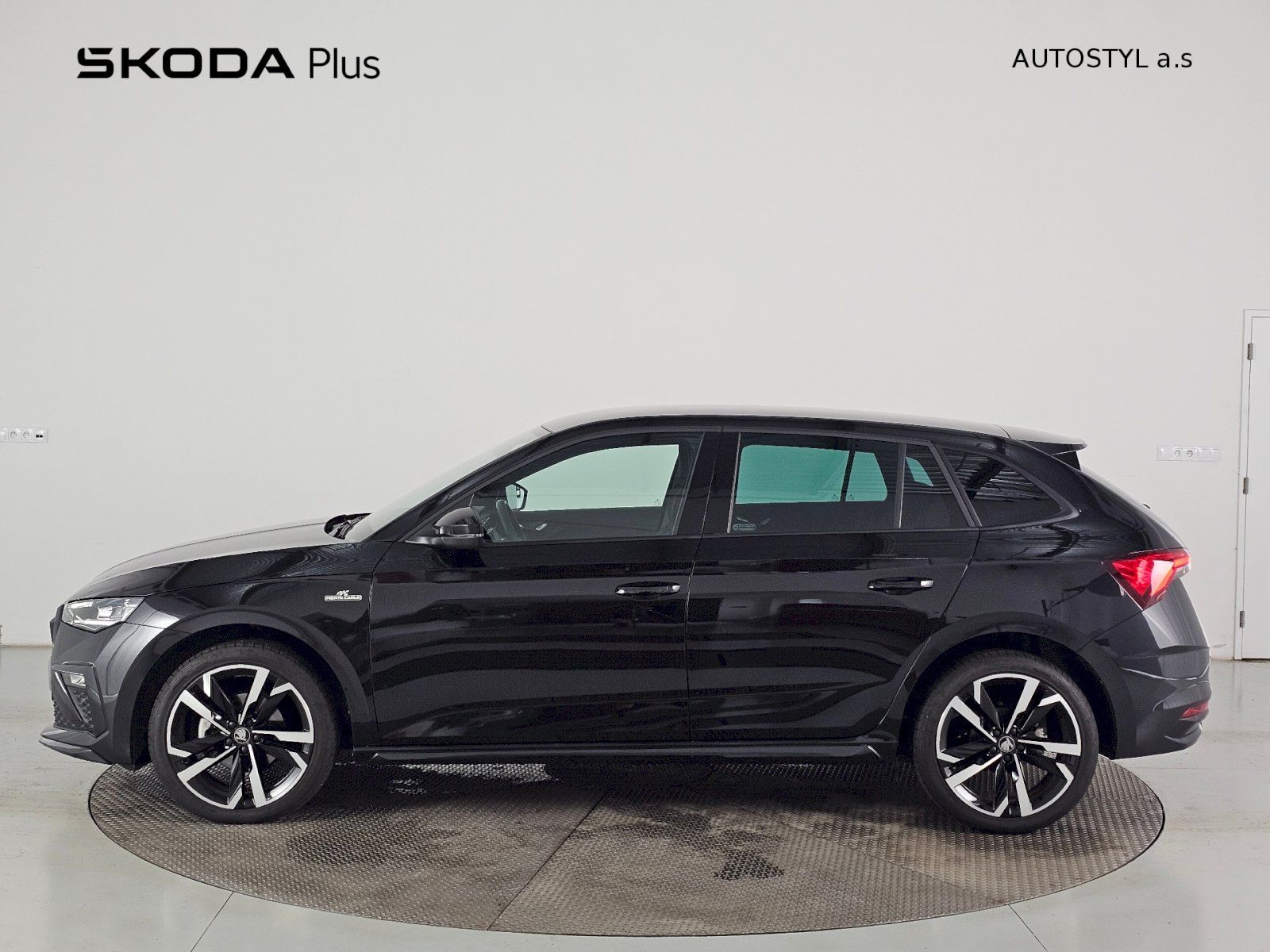 Škoda Scala, 1.0TSI 85kW DSG Monte Carlo - fotka 3