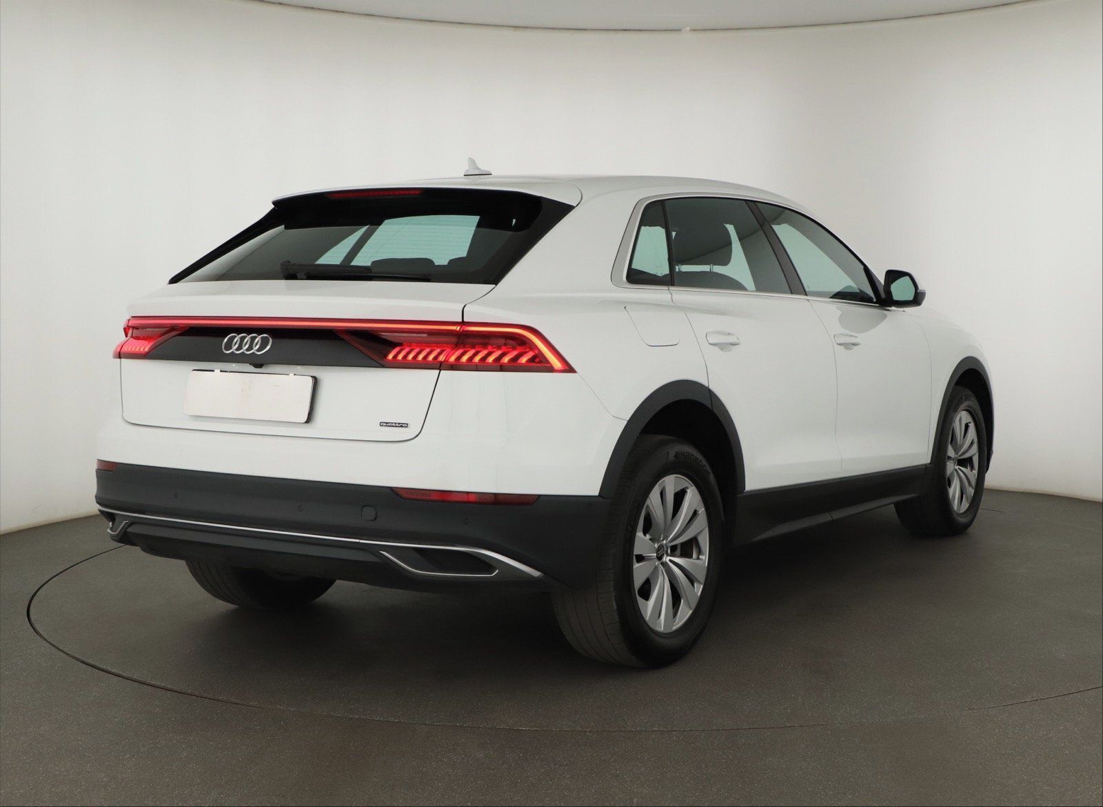 Audi Q8, 55 TFSI - fotka 5
