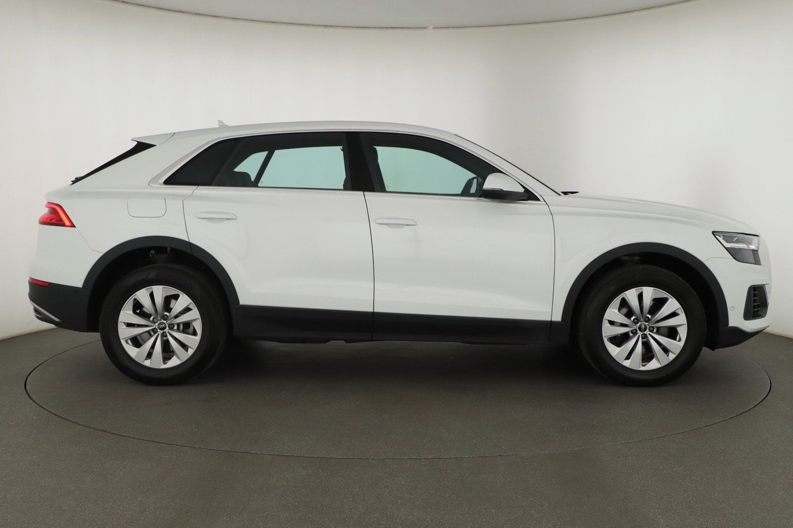 Audi Q8, 55 TFSI - fotka 6