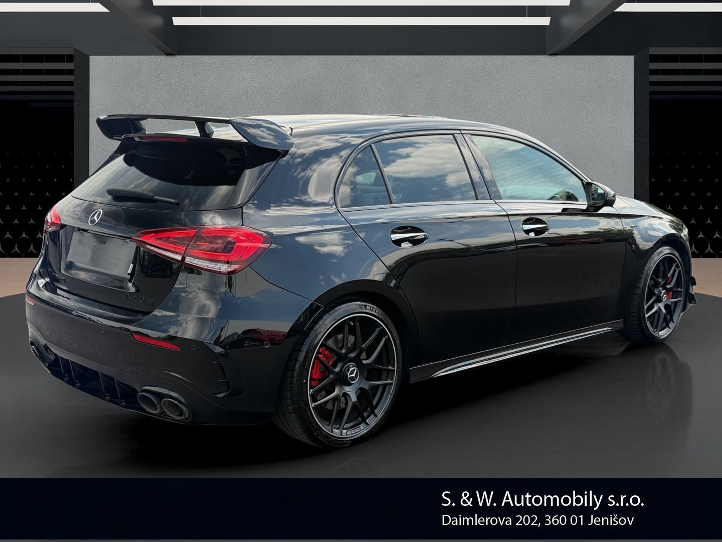 Mercedes-Benz Třídy A, 45 AMG - fotka 5