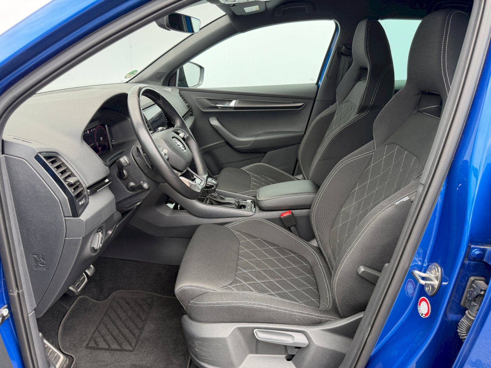 Škoda Karoq, 2.0 TSI 140kW DSG 4x4 SportLin - fotka 5