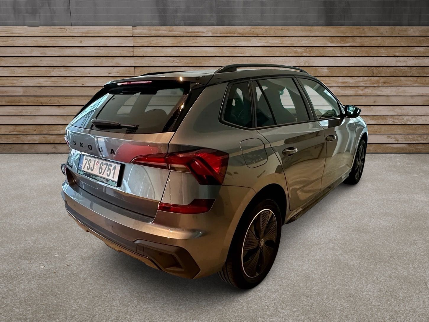 Škoda Kamiq, 1,5TSi DSG Monte Carlo / PANO - fotka 3