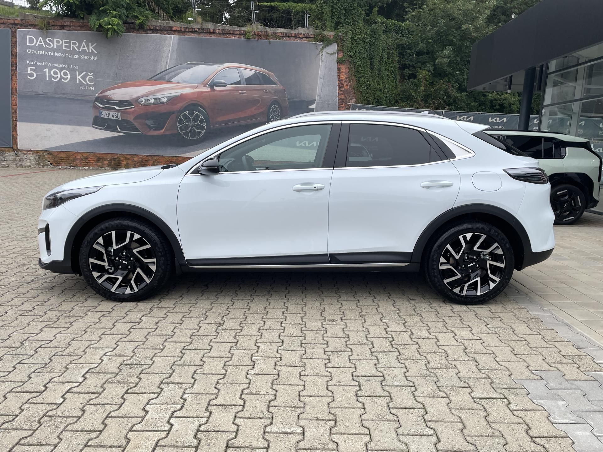 Kia XCee´d, 7DCT SteelEdition26 /PNS/132kW - fotka 6