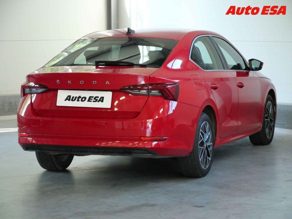 Škoda Octavia, 2.0TDi,ČR,Style,DSG,LED - fotka 4