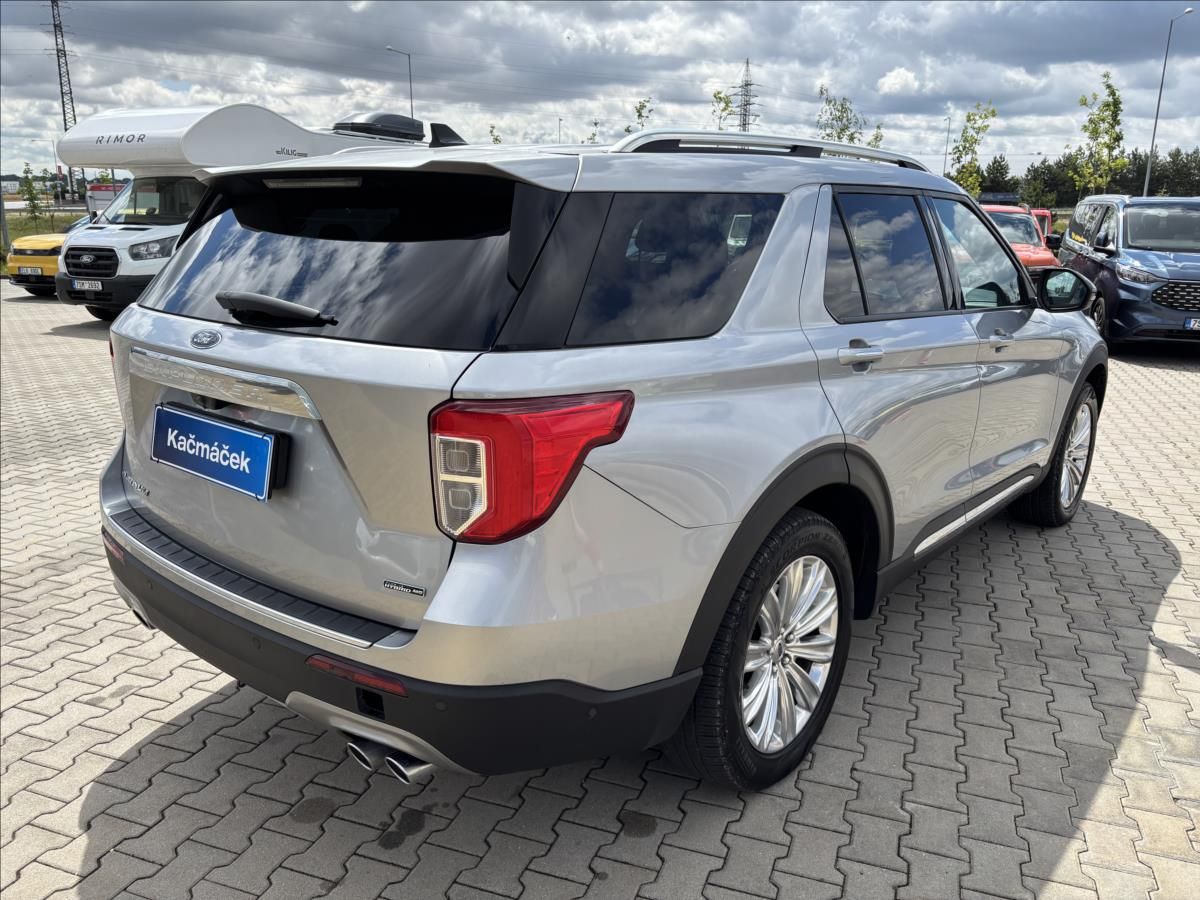 Ford Explorer, 3,0 V6 PHEV Platinum AWD 7Míst - fotka 5