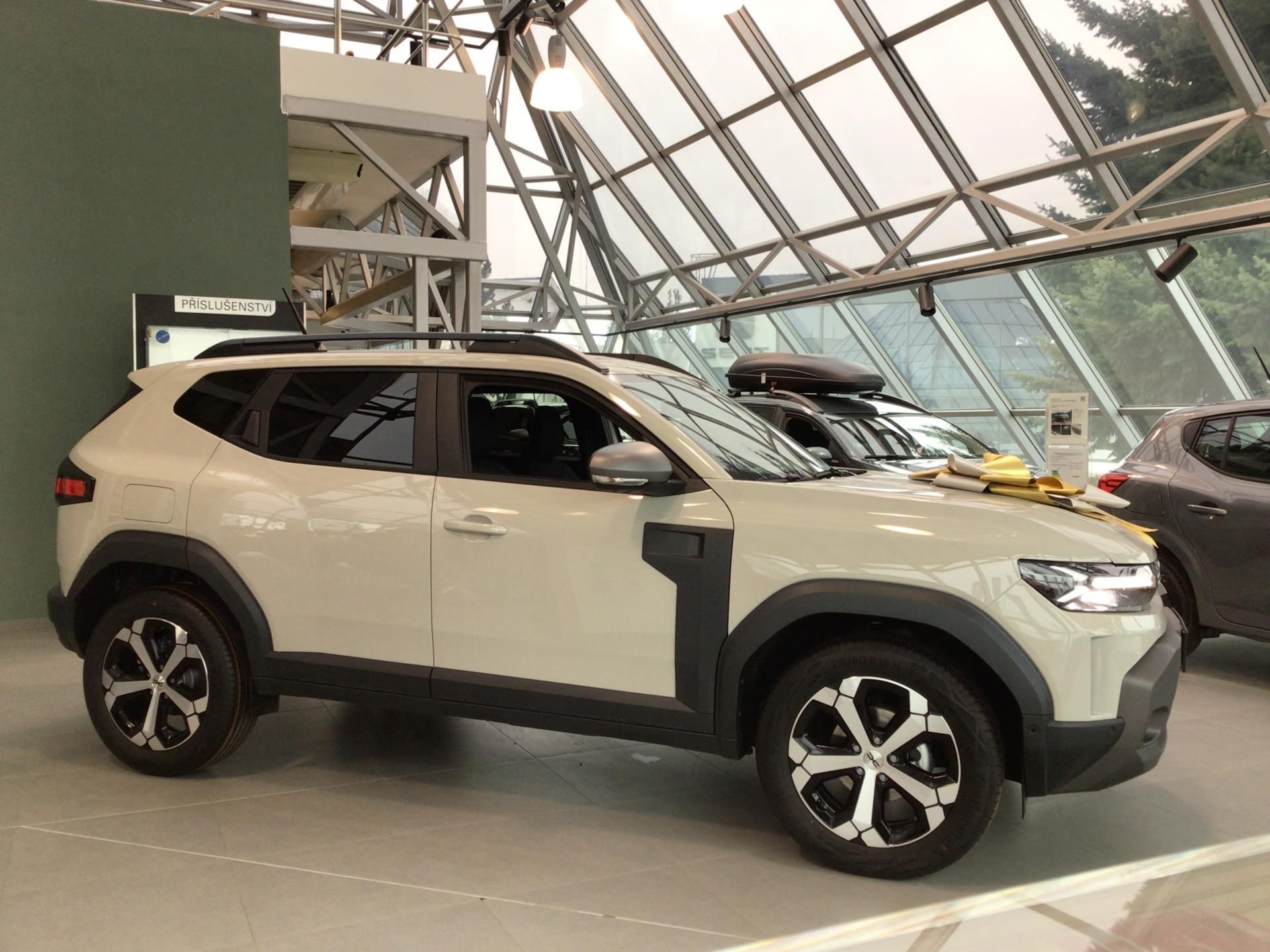 Dacia Duster, 4x4 AUTOMAT HYBRID LPG SKLADEM - fotka 3