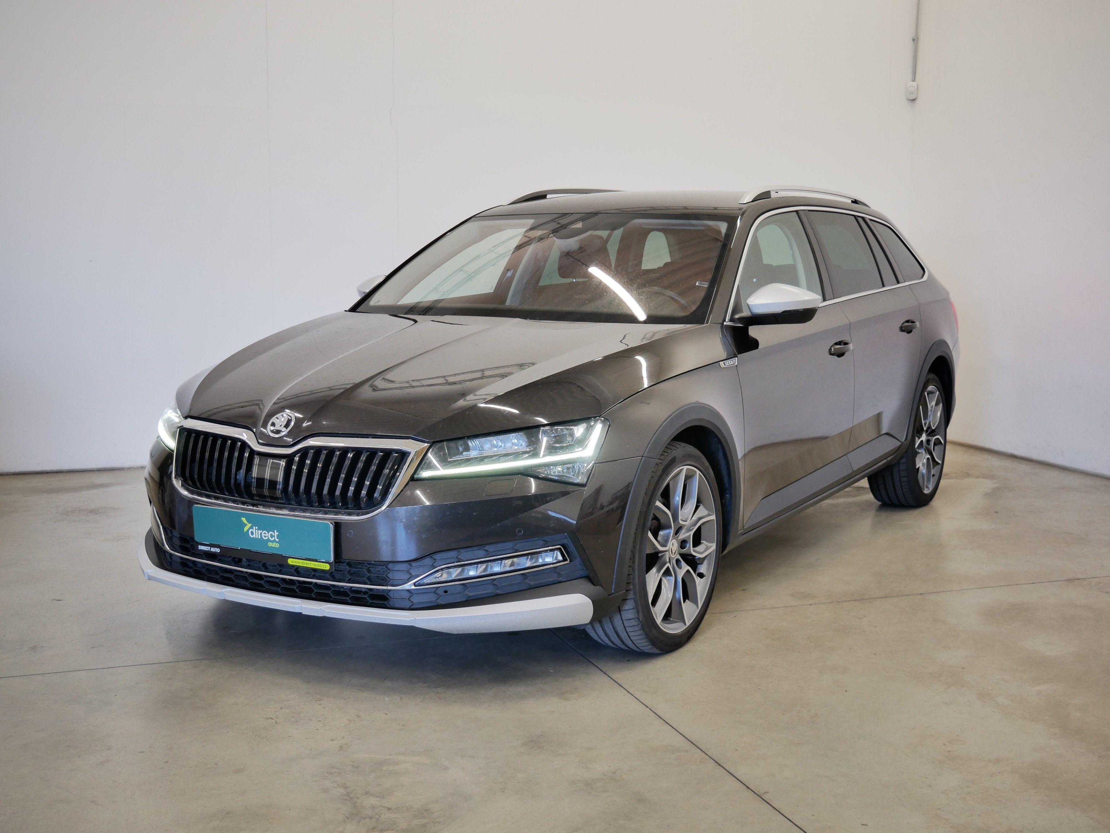 Škoda Superb, 2.0 TDI 140 kW Scout