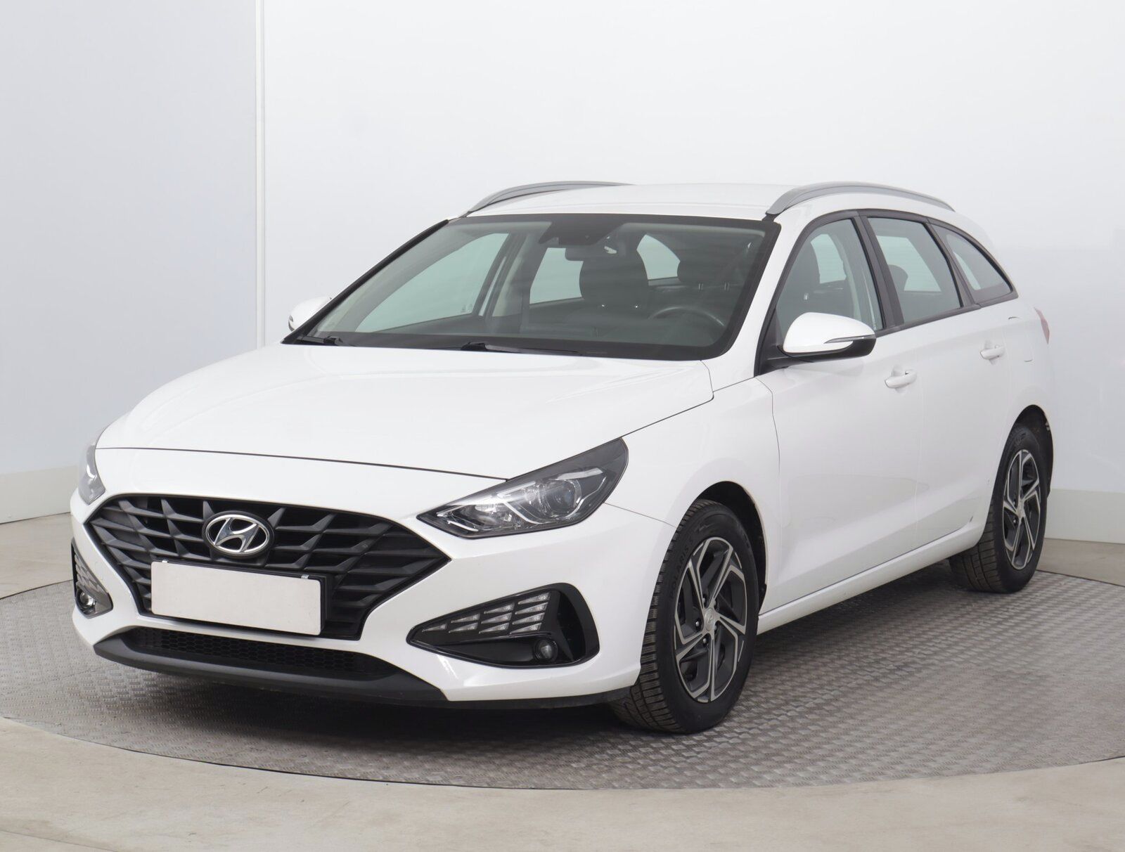 Hyundai i30, 1.0 T-GDI, Family Comfort, ČR - fotka 2
