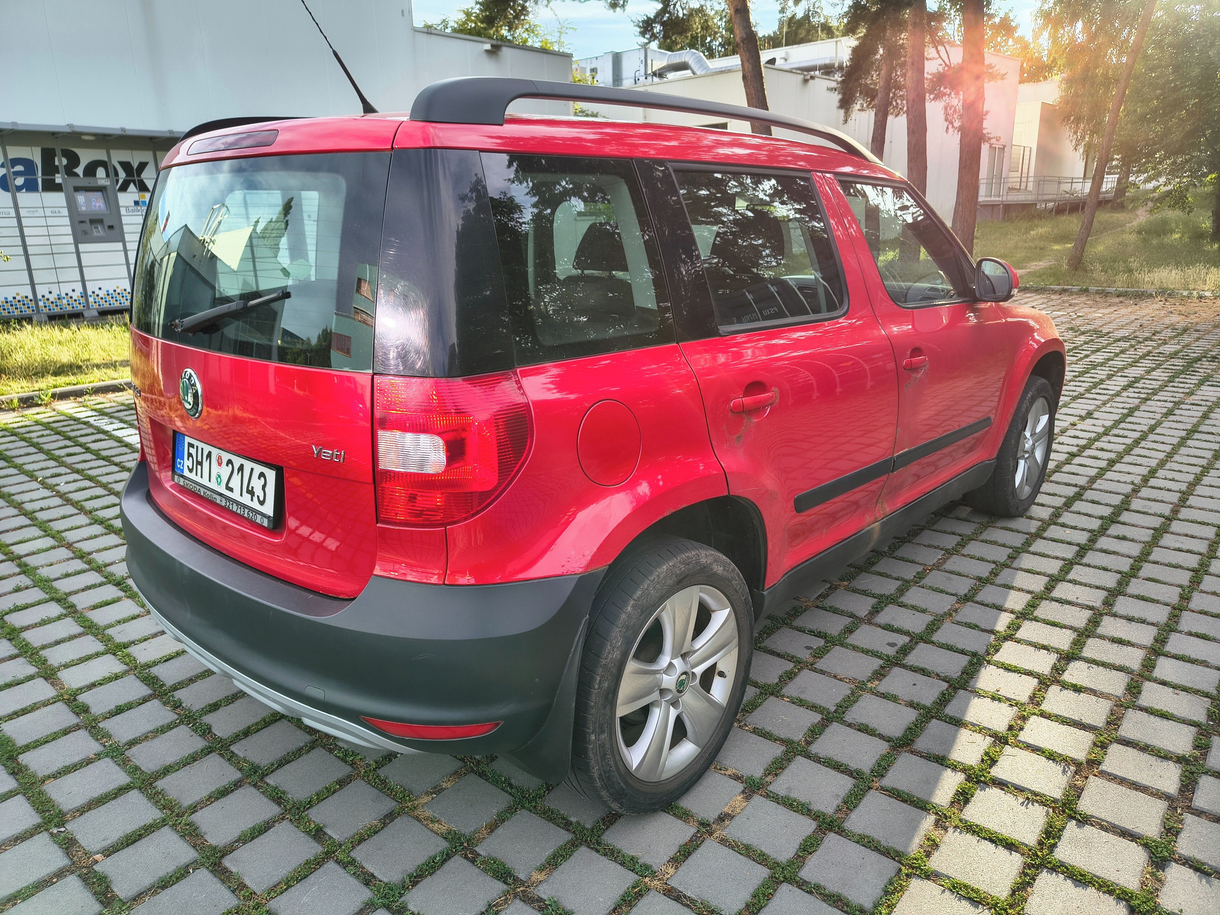 Škoda Yeti, 1.9TDI 4x4 - 1. majitel, ČR - fotka 2
