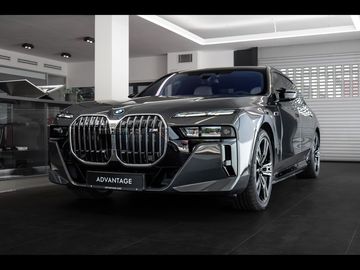M70 xDrive Bower&Wilkins Diamo