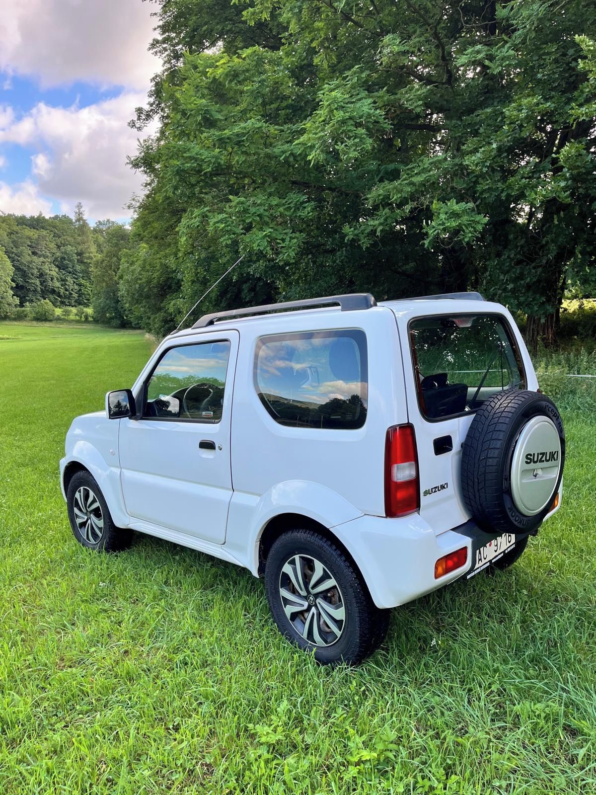 Suzuki Jimny, Zachovalý stav - fotka 4