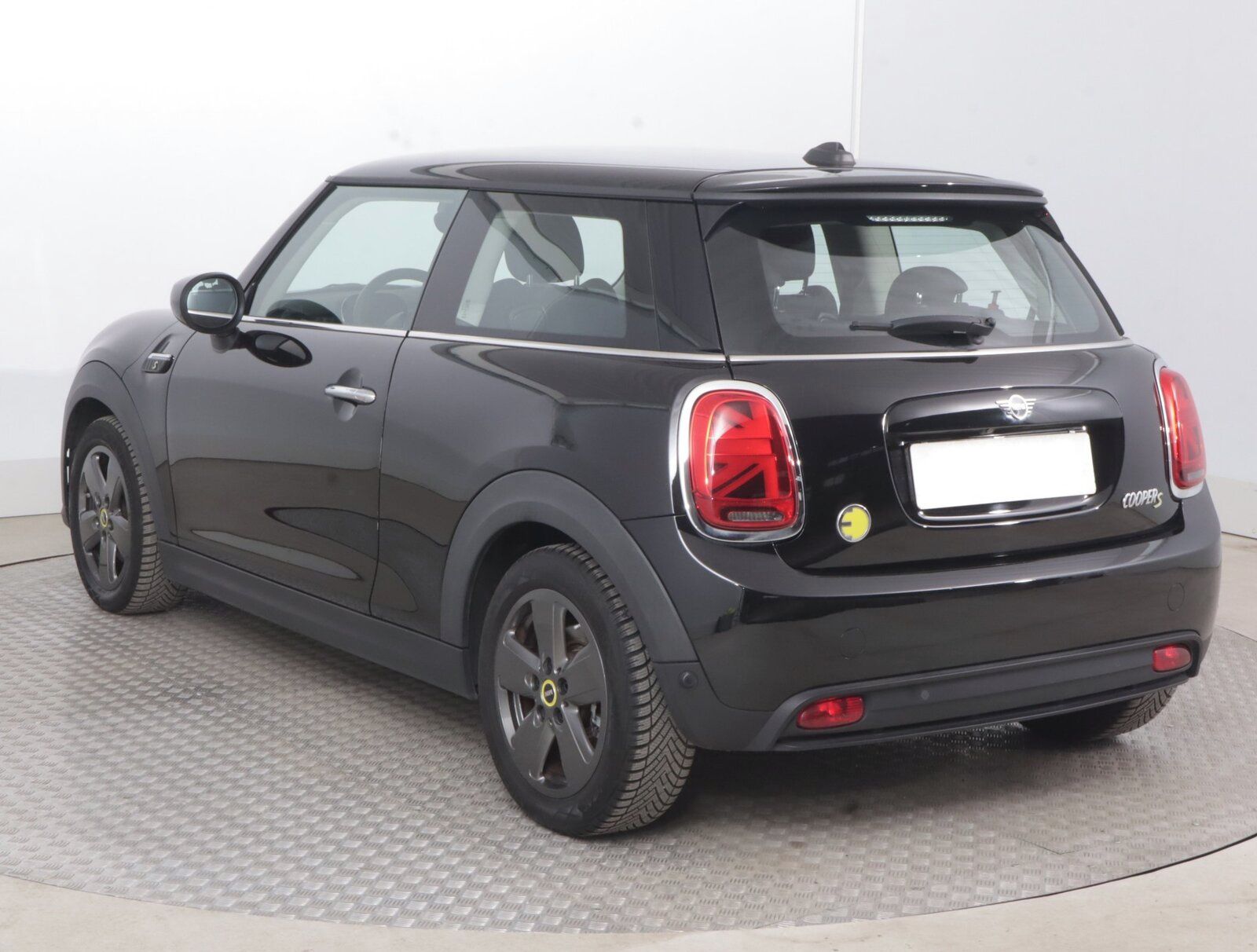 Mini, Cooper SE 32 kWh, SoH 100% - fotka 4