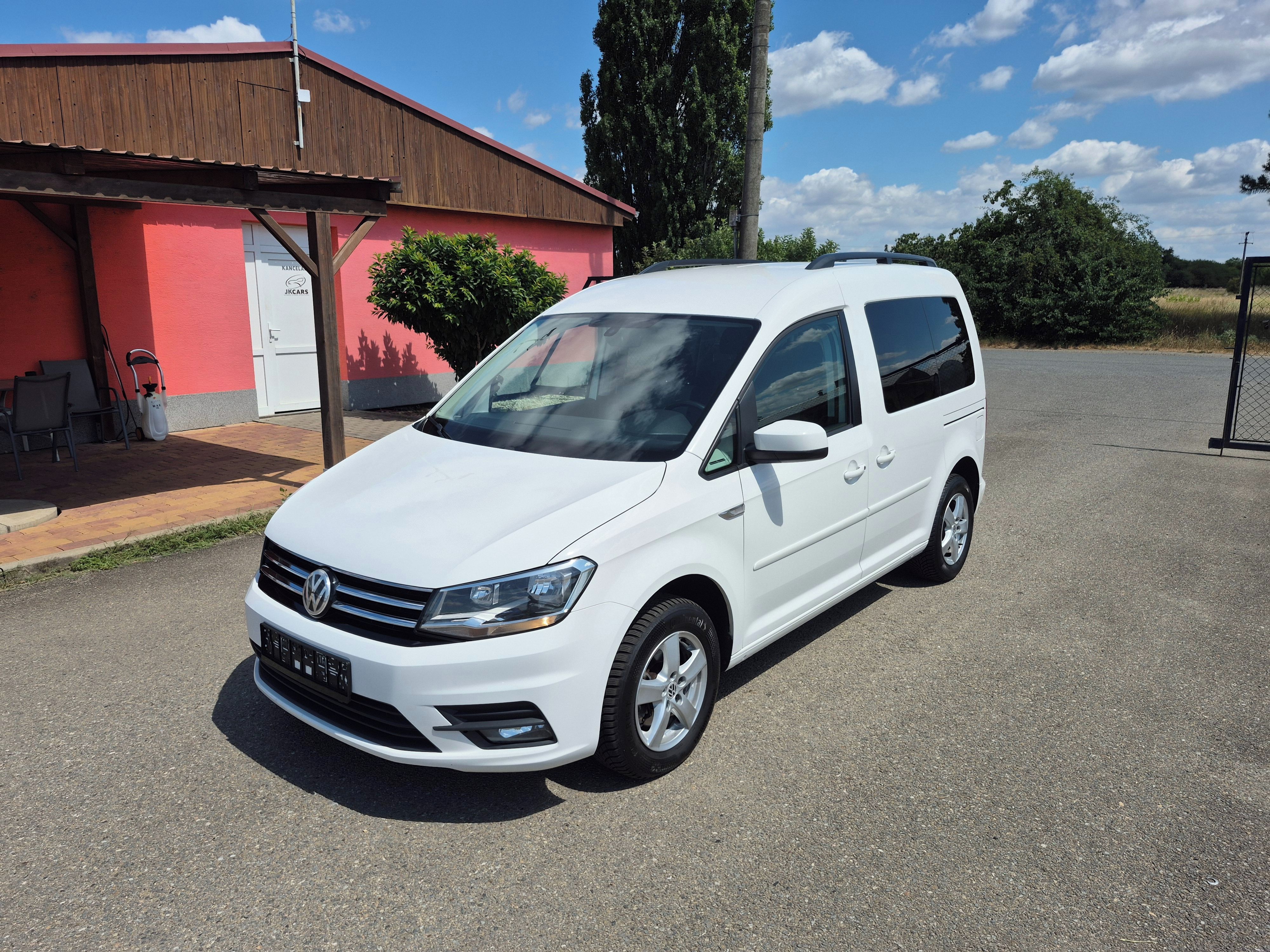 Volkswagen Caddy, 2,0TDI, 75kW, Automat, 1.maj - fotka 3