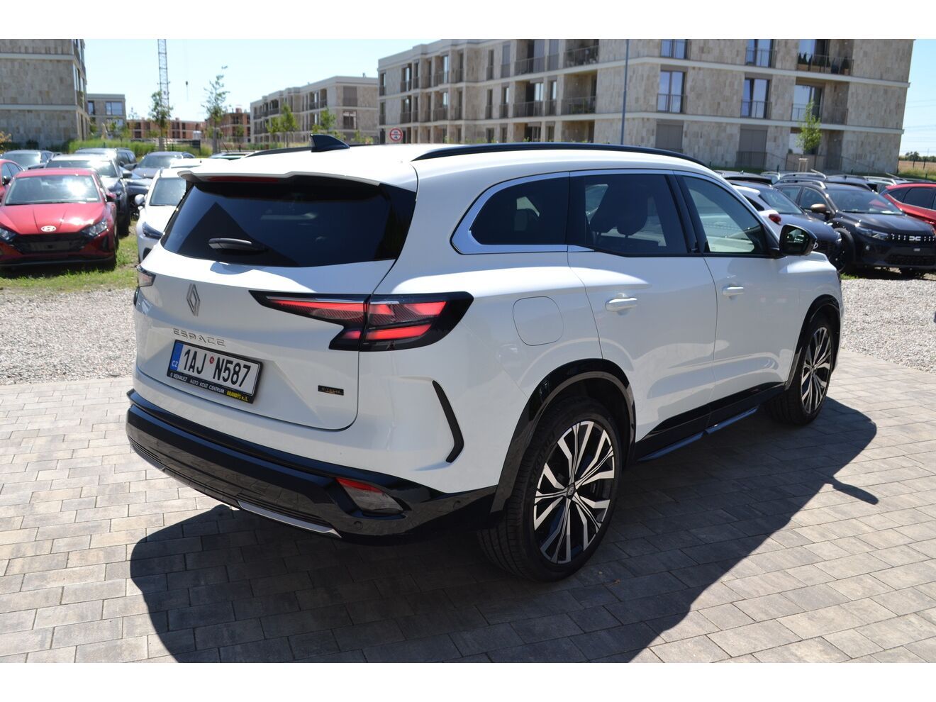 Renault Espace, ICONIC E-TECH FULL HYBRID 200k - fotka 5