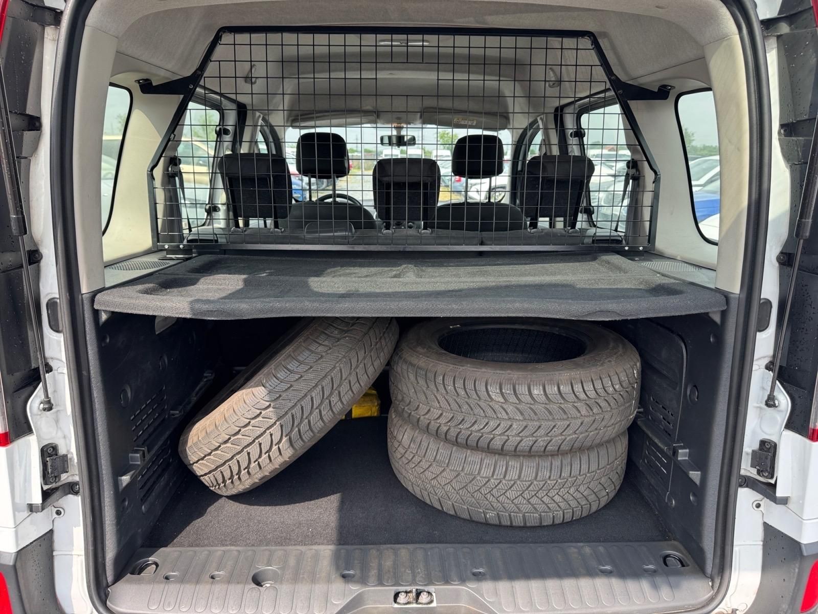Renault Kangoo, ZEN 1.5BDCi 70kW CZ DPH - fotka 6