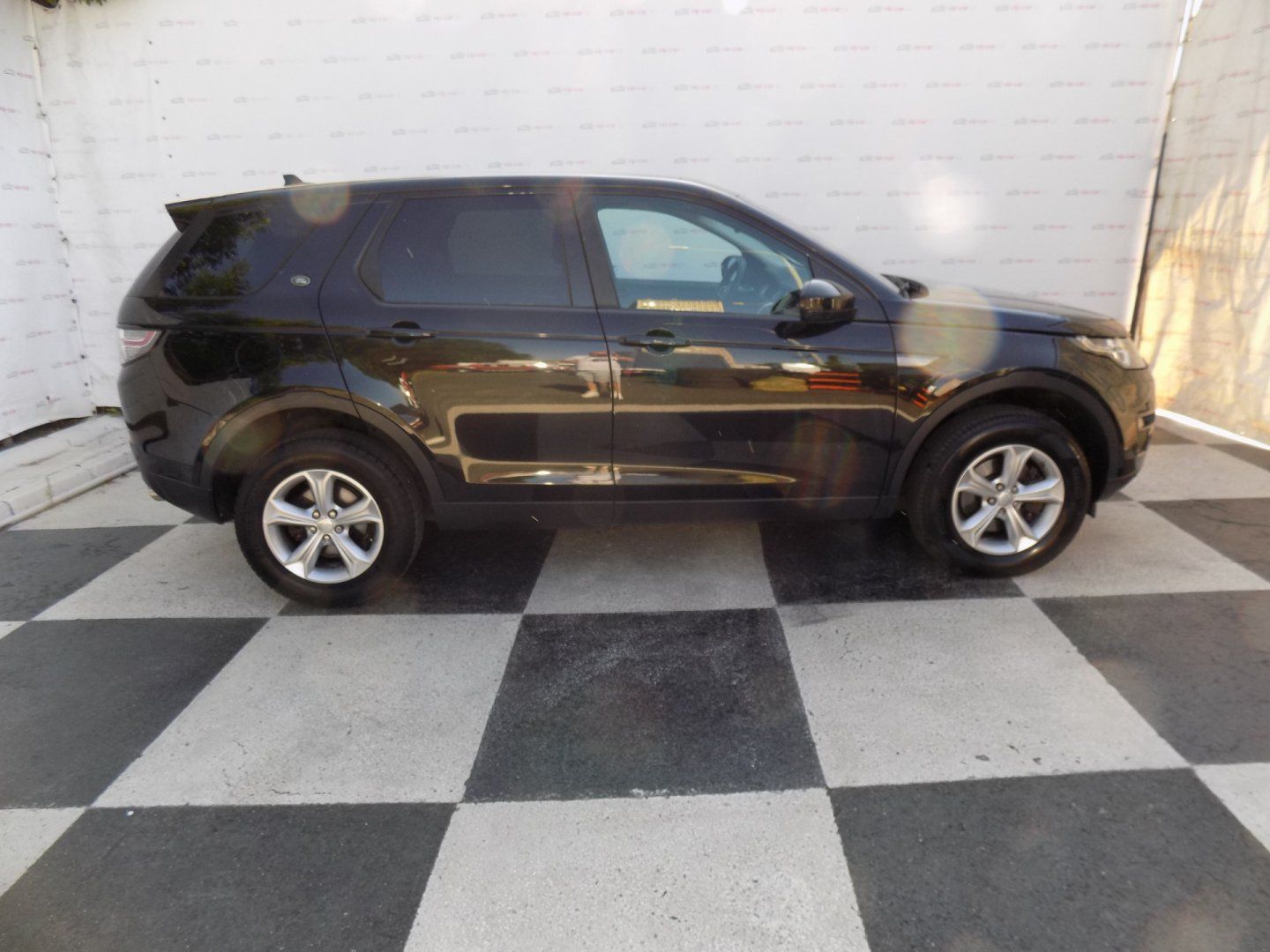 Land Rover Discovery Sport, 2.0TD4/AWD/7.Míst/PANO/LED/ - fotka 6