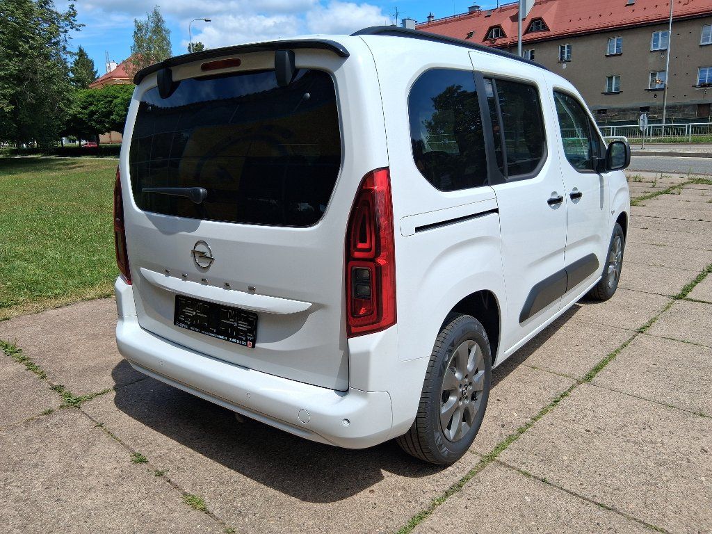 Opel Combo, EDITION PLUS 1,2 TURBO - fotka 4