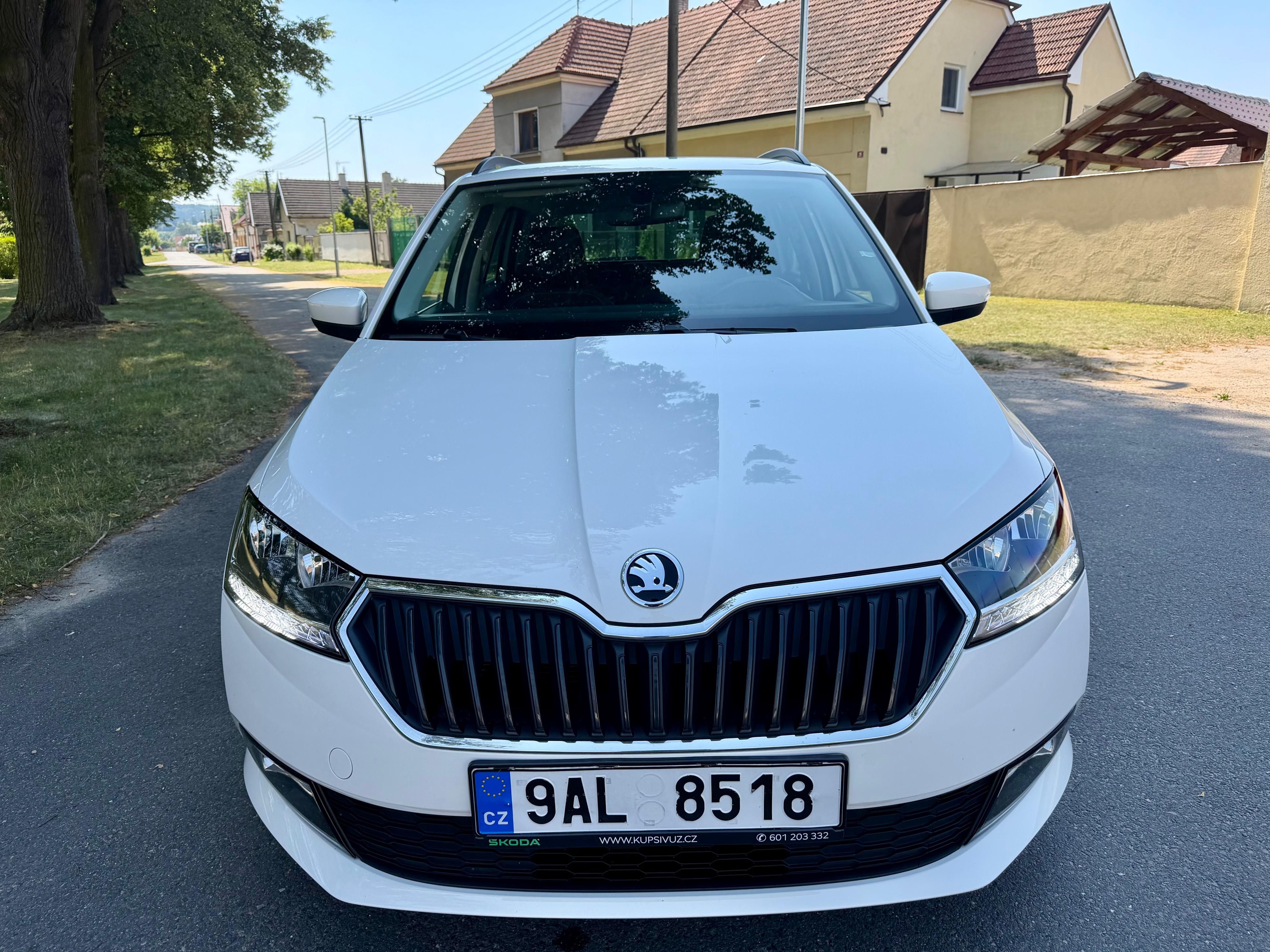 Škoda Fabia, 1.0 TSI 70KW Ambiente Plus - fotka 5
