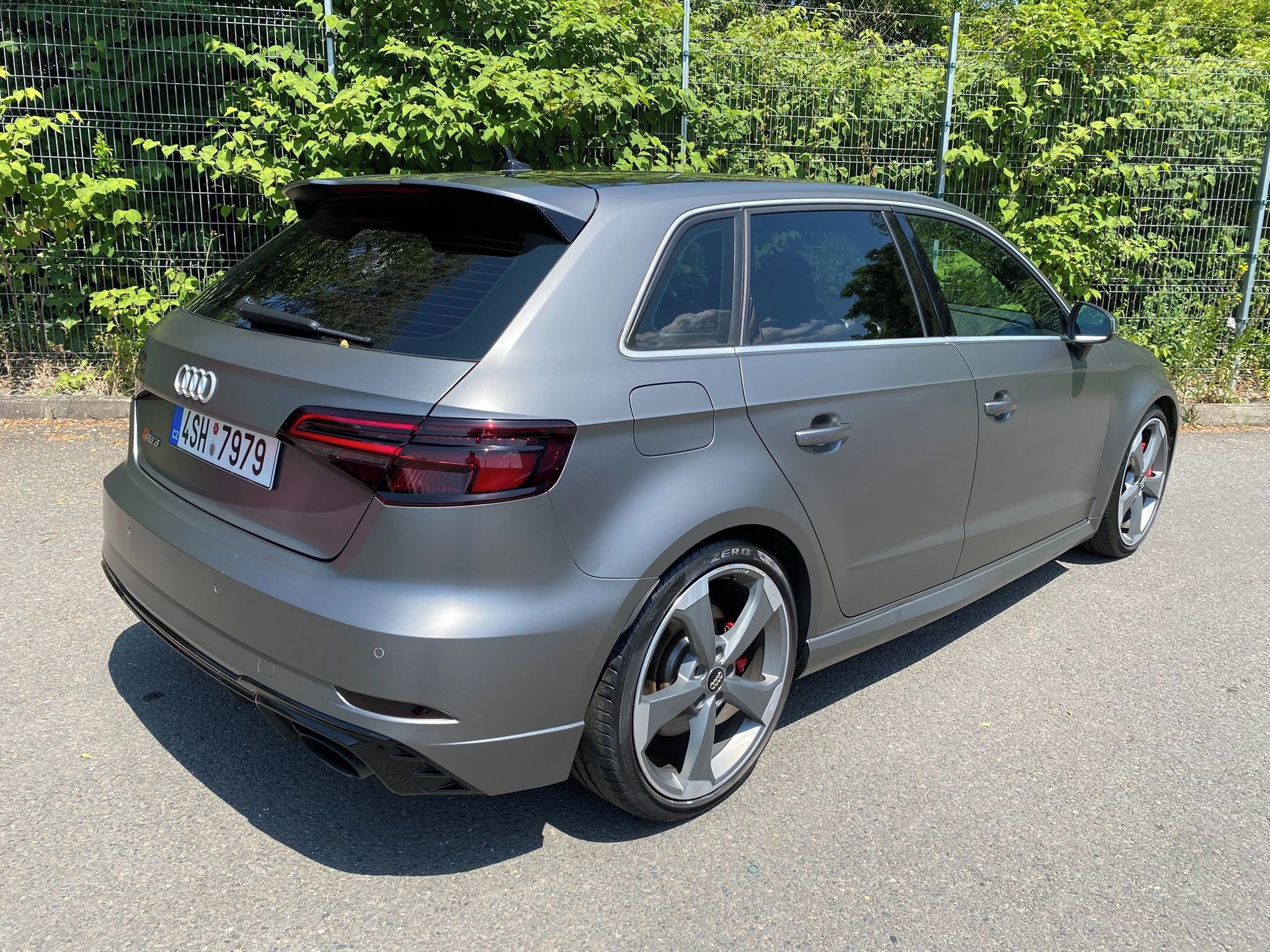Audi RS3, 2.5 TFSI 294 kW QUATTRO - fotka 5