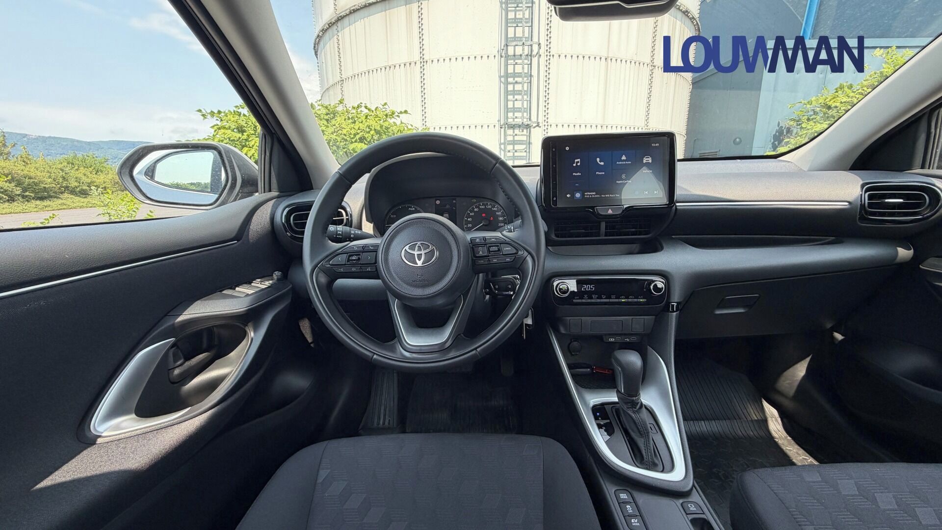 Toyota Yaris, 1.5 HEV CVT COMFORT - fotka 5