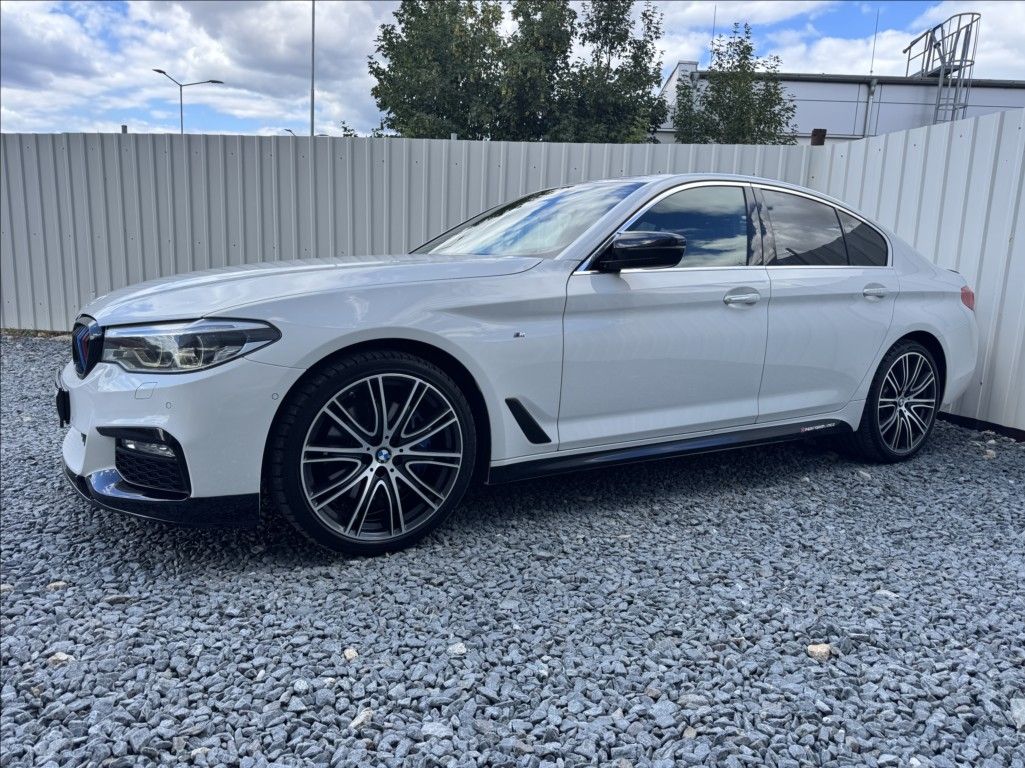 BMW Řada 5, 3,0 530d xDrive Mpaket původČR - fotka 3
