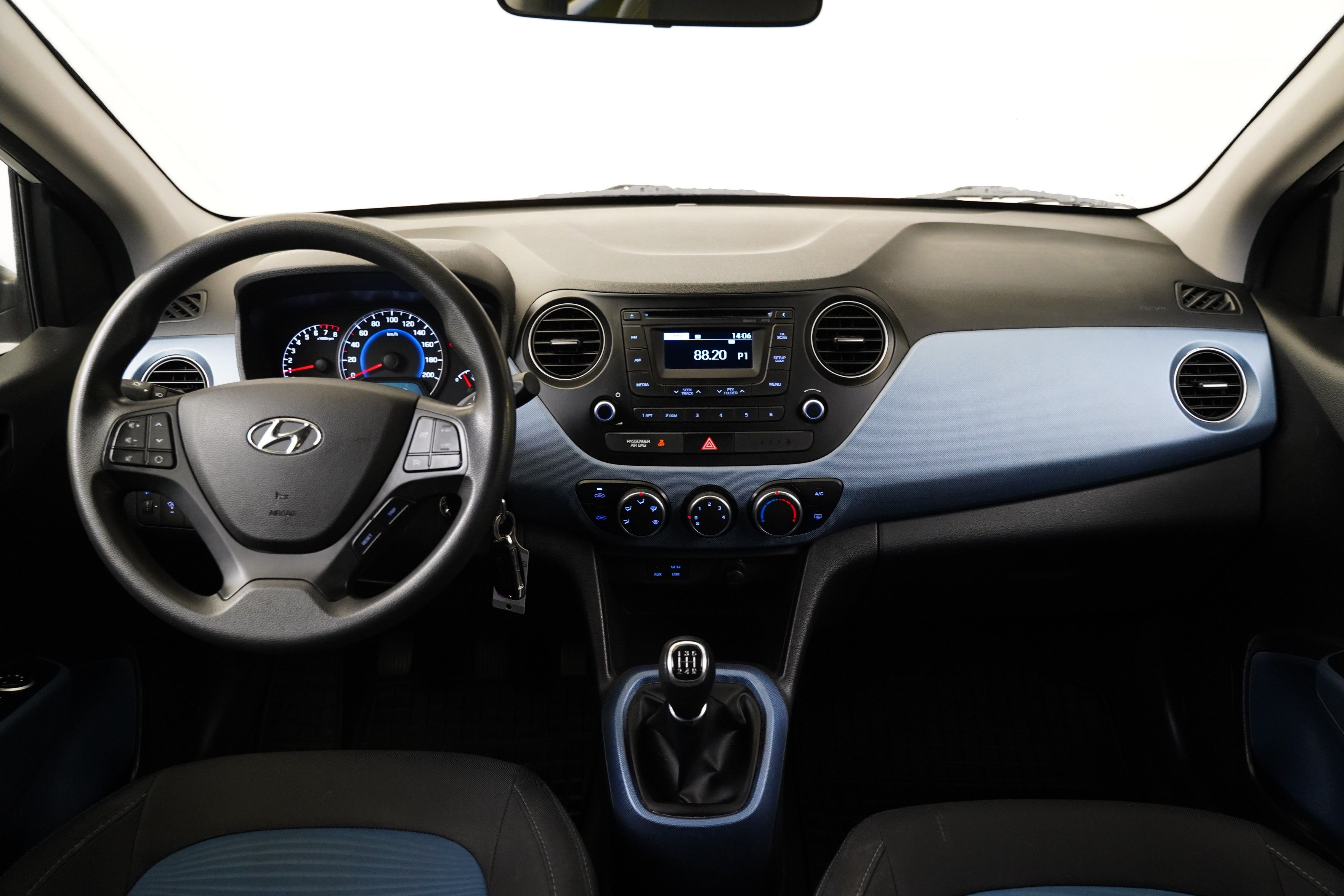 Hyundai i10, 1.0i 49 kW - fotka 5