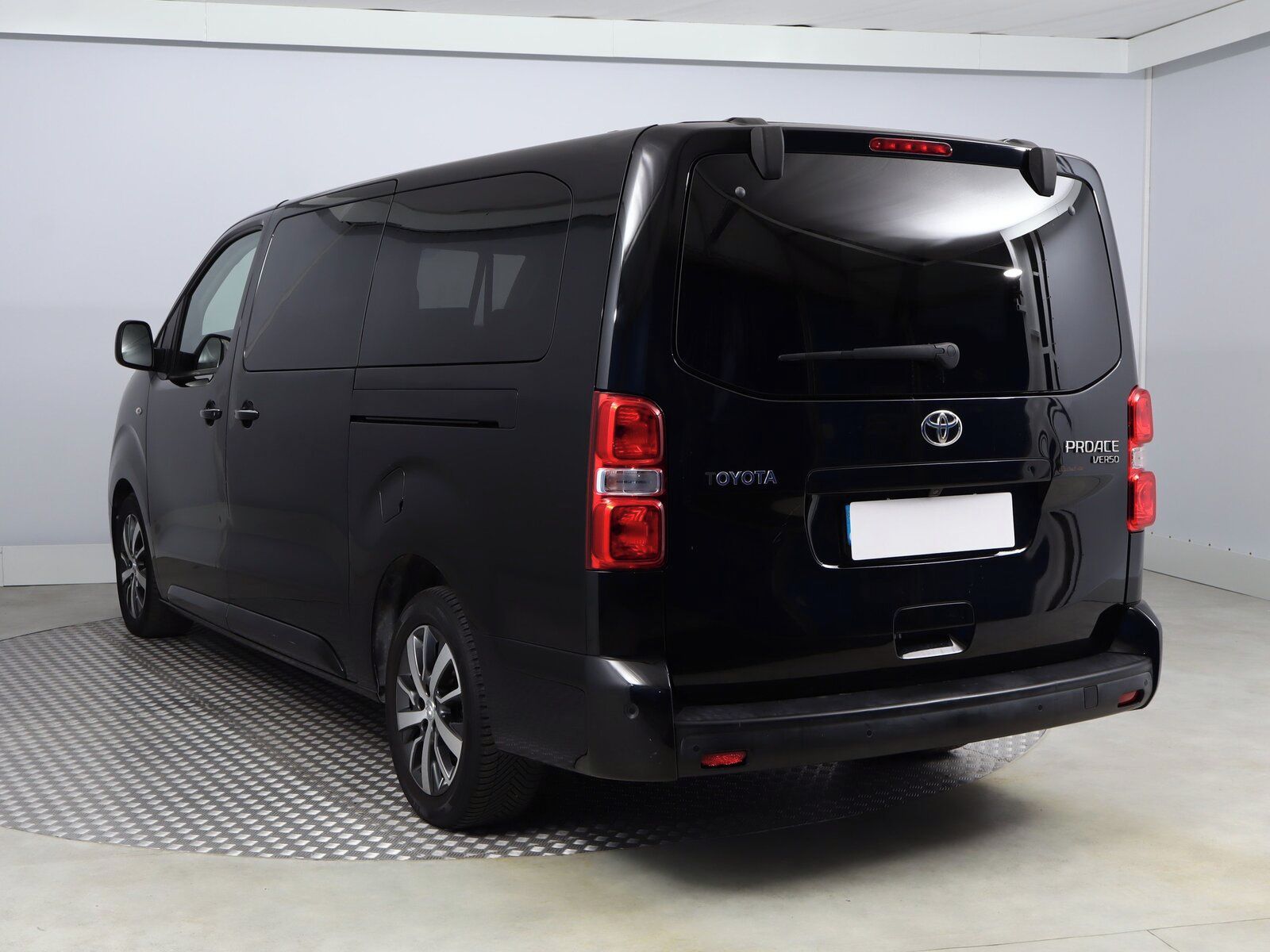 Toyota Proace Verso, 2.0 D-4D, Family, 8 míst, L2 - fotka 4