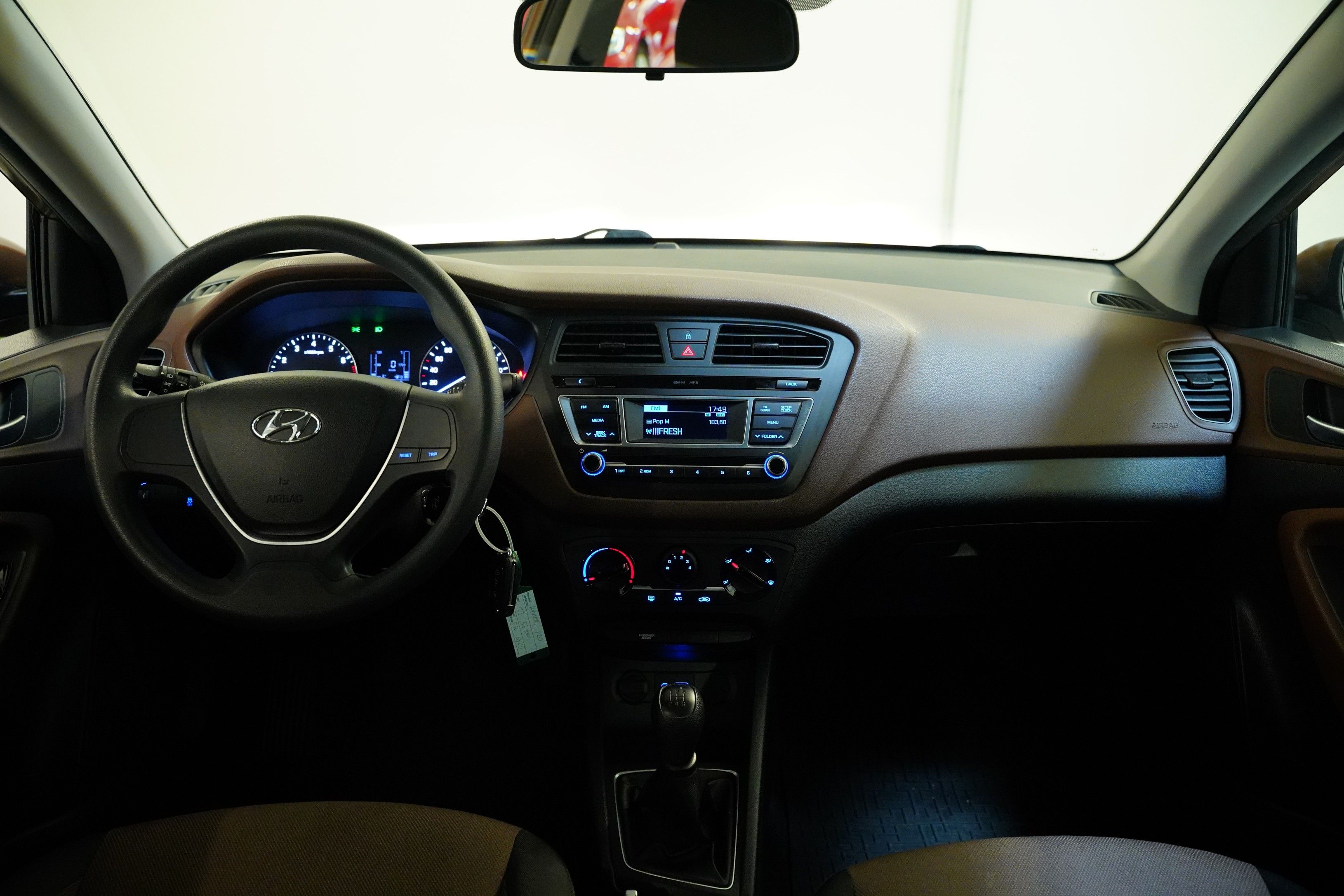 Hyundai i20 - fotka 5