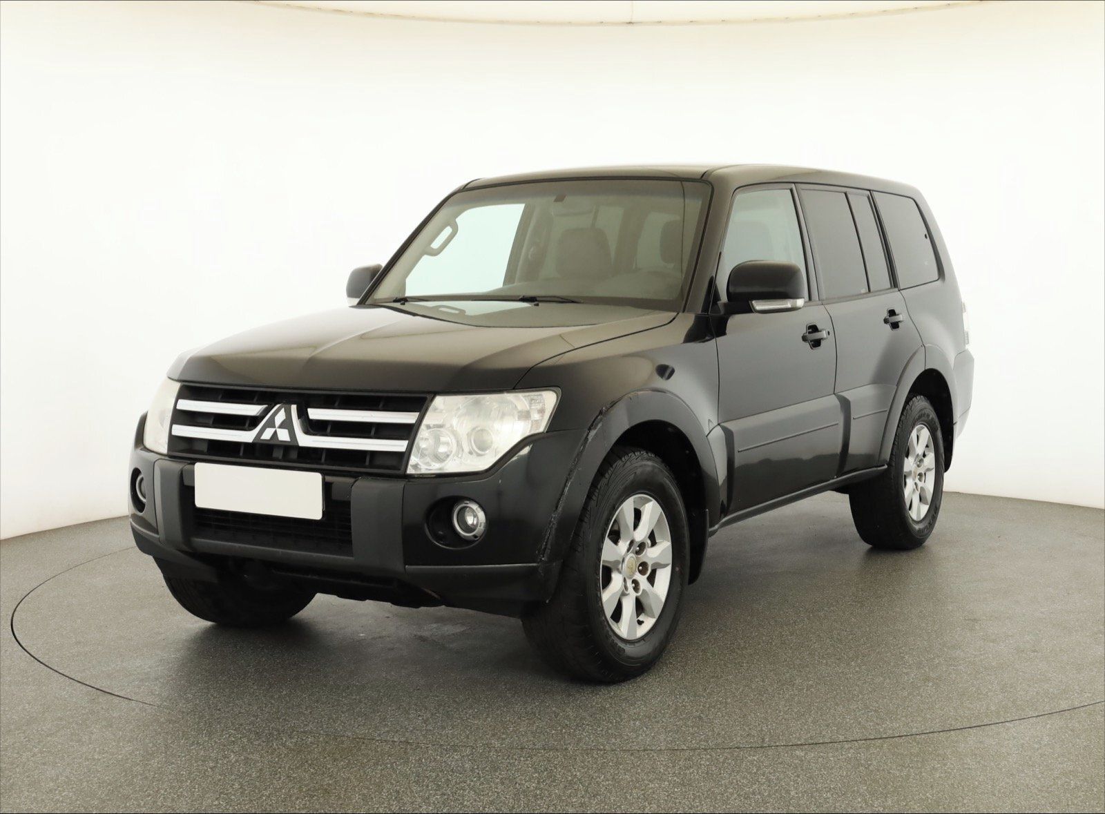 Mitsubishi Pajero, 3.2 DI-D, 4X4, 7 míst - fotka 2