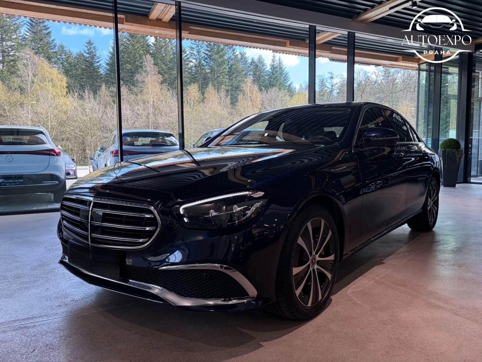 Mercedes-Benz Třídy E, 400d+EXCLUSIVE - fotka 2
