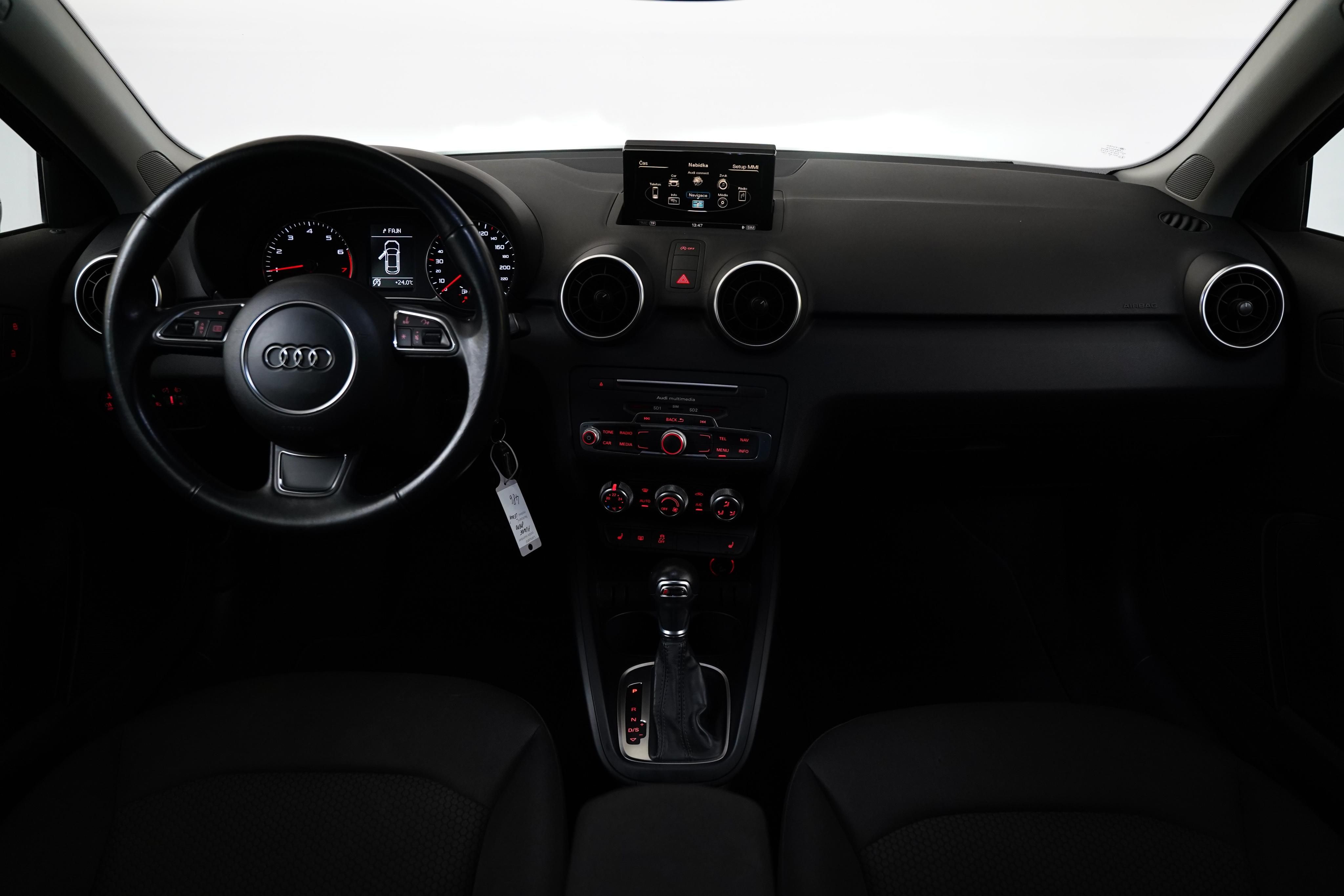 Audi A1, 1.0 TFSI 70 kW Ultra - fotka 5