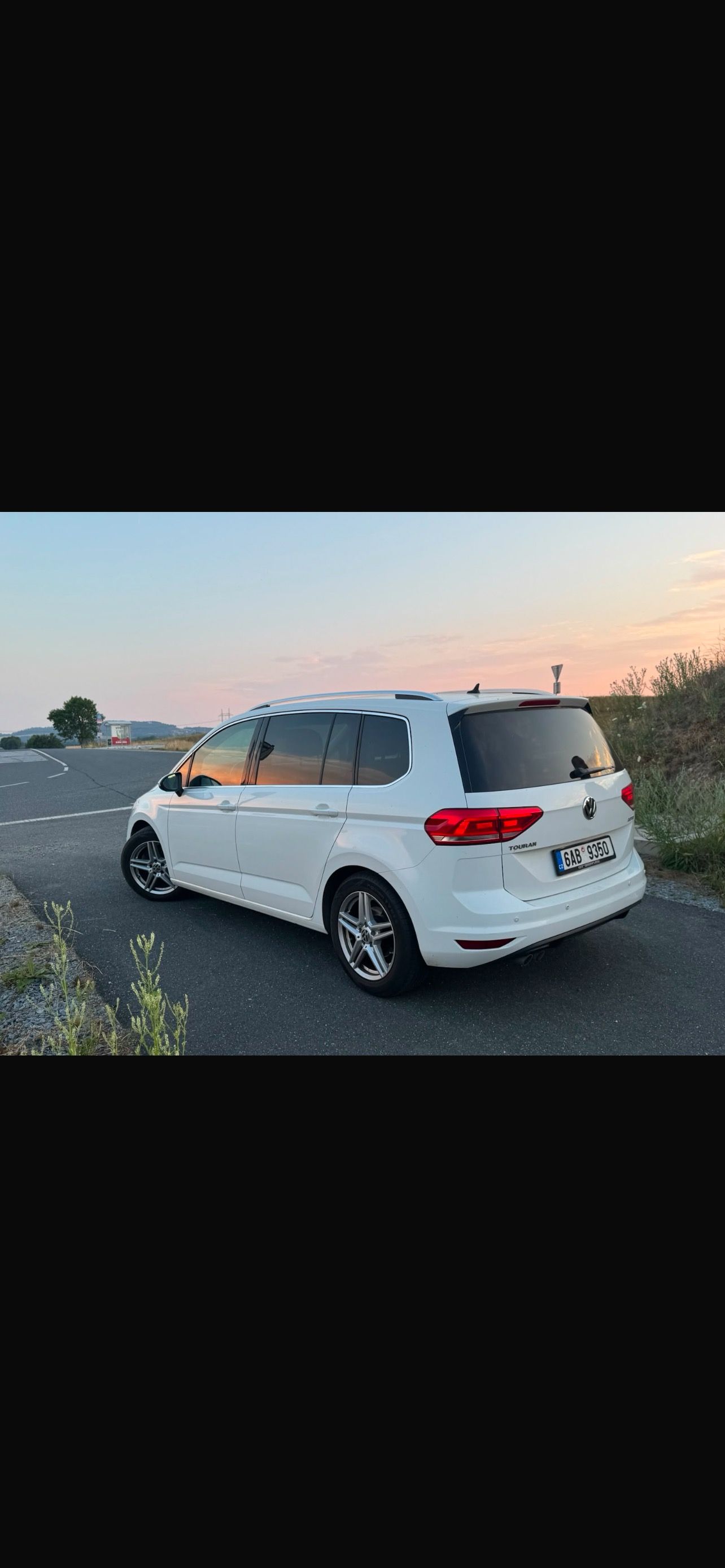 Volkswagen Touran, 2.0 TDI, DSG - fotka 2