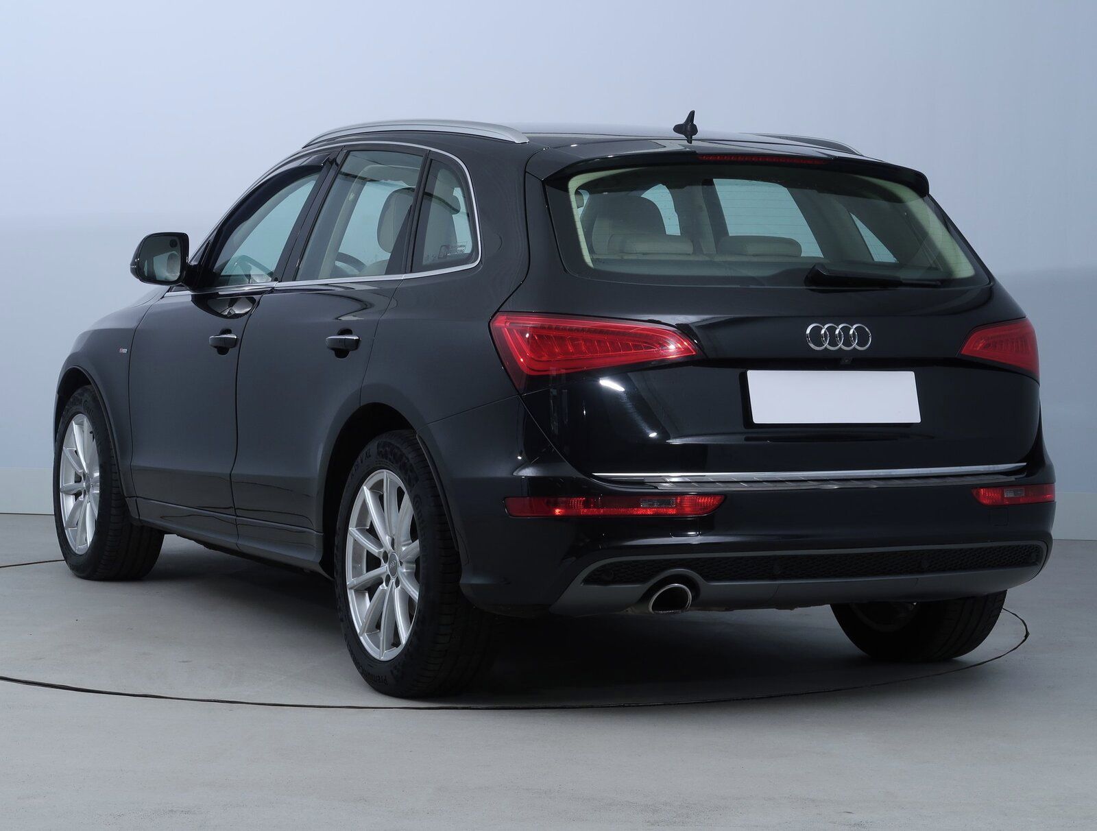 Audi Q5, 2.0 TDI, Automat, Serv.kniha - fotka 4
