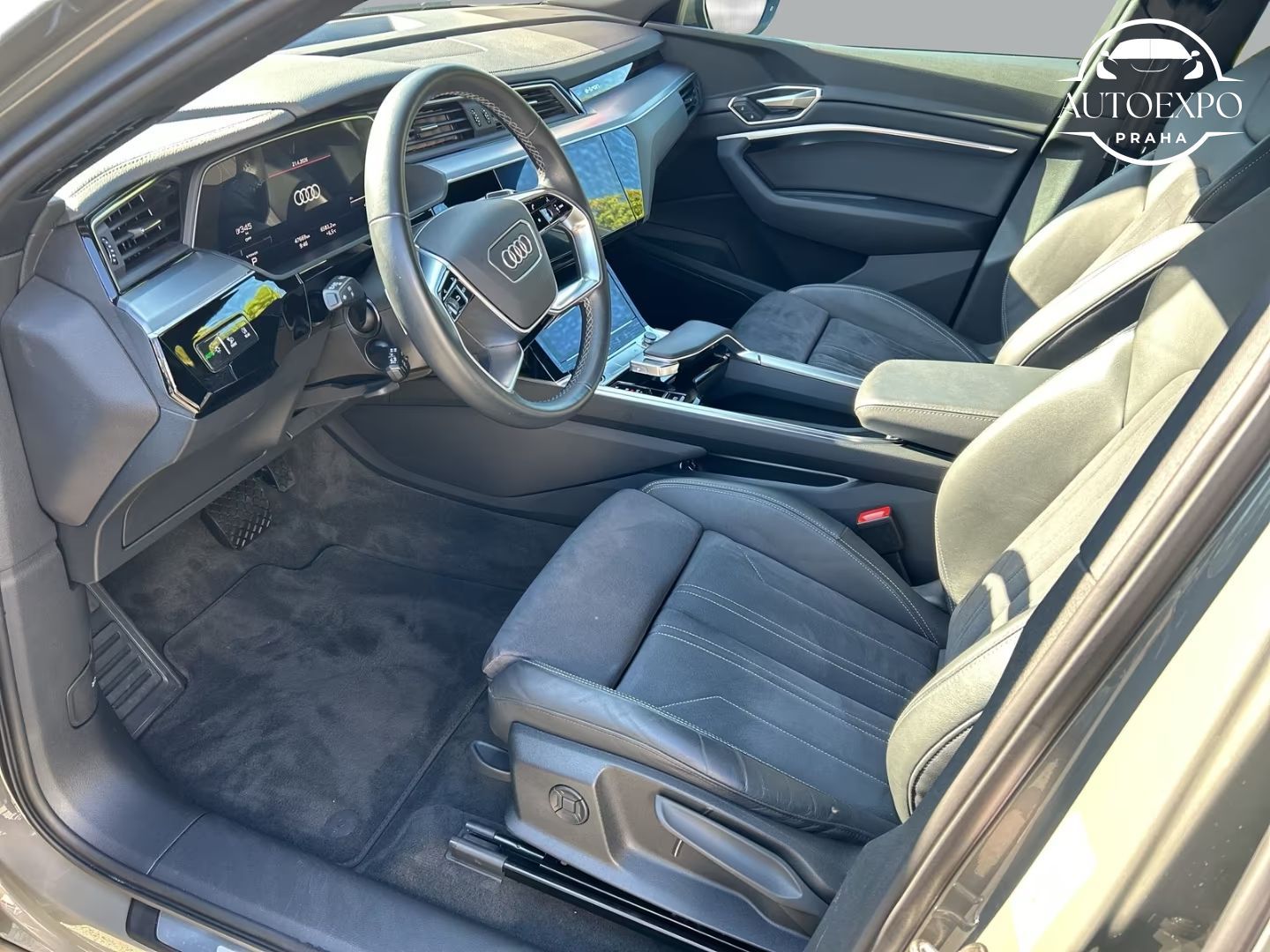 Audi Q8, advanced Sportback 50 quattro - fotka 6