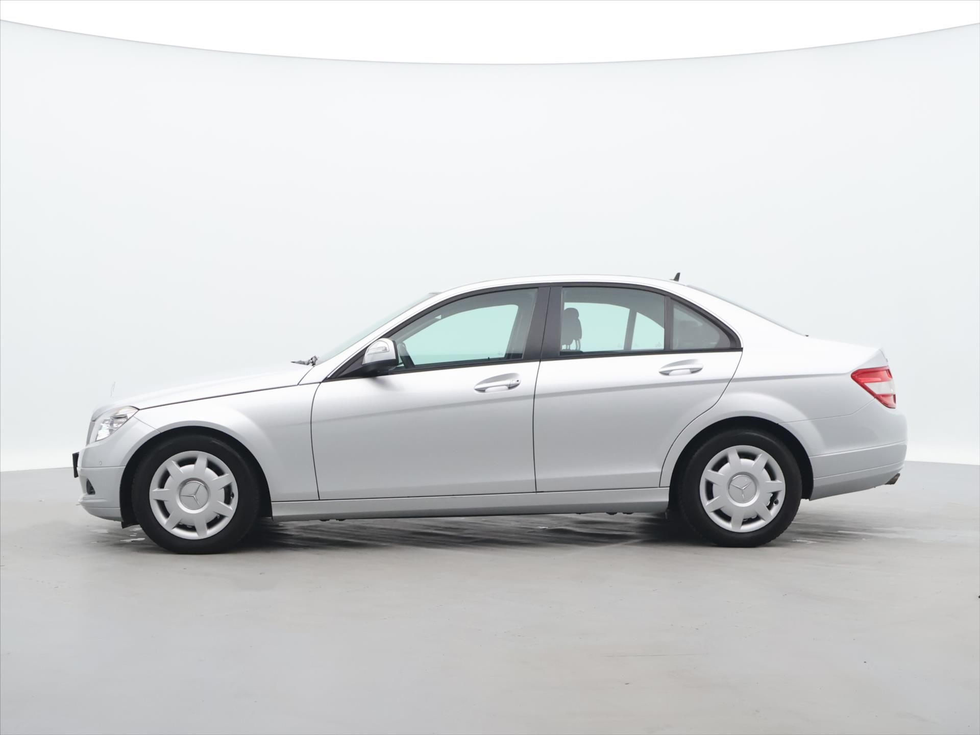 Mercedes-Benz Třídy C, 2.2 200CDI 100KW 78'786 km - fotka 4